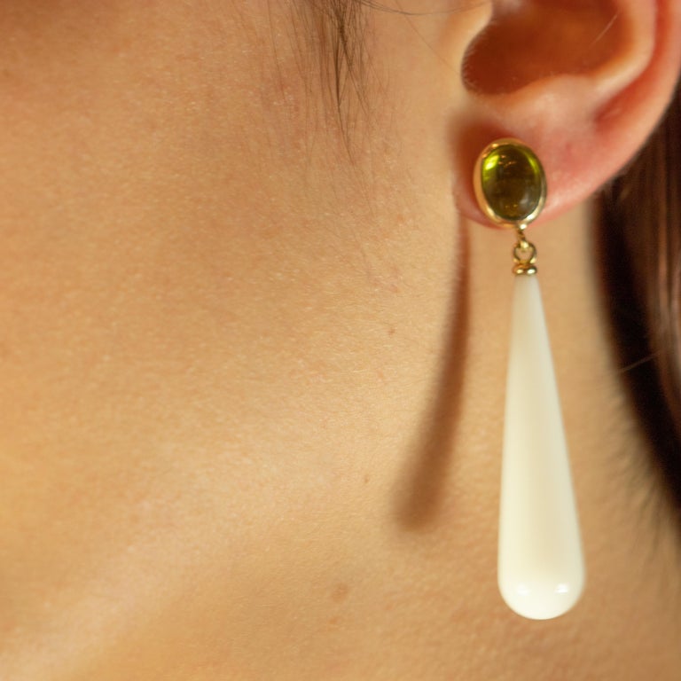 White Agate Teardrop Peridot Oval 18 Karat Yellow Gold Stud Craft Long Earrings For Sale 2