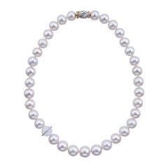 White Akoya Pearls Necklace with Quartz and Diamonds in 18 Kt Gold