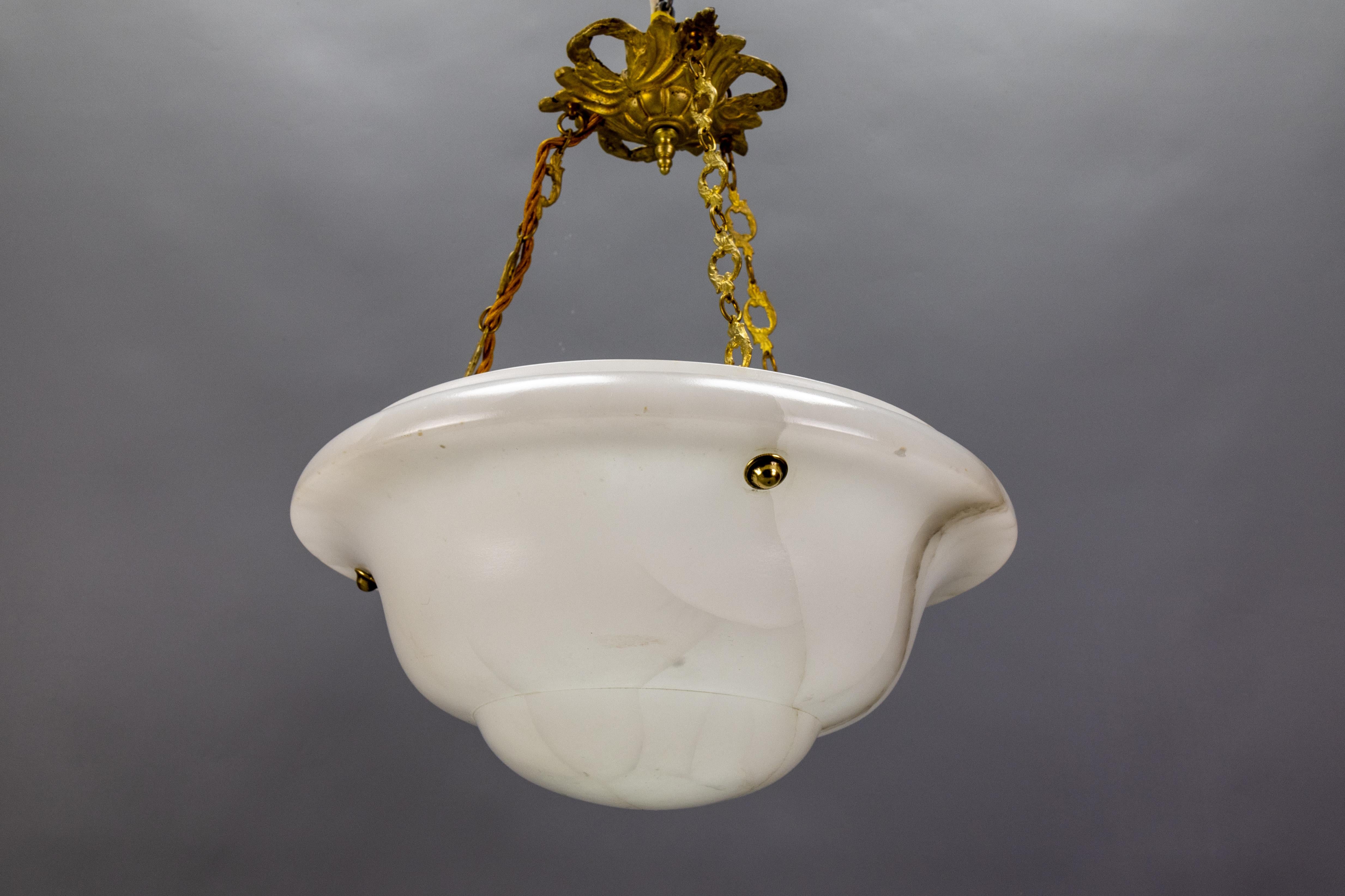 White Alabaster and Bronze Pendant Light, France, ca 1930 For Sale 8