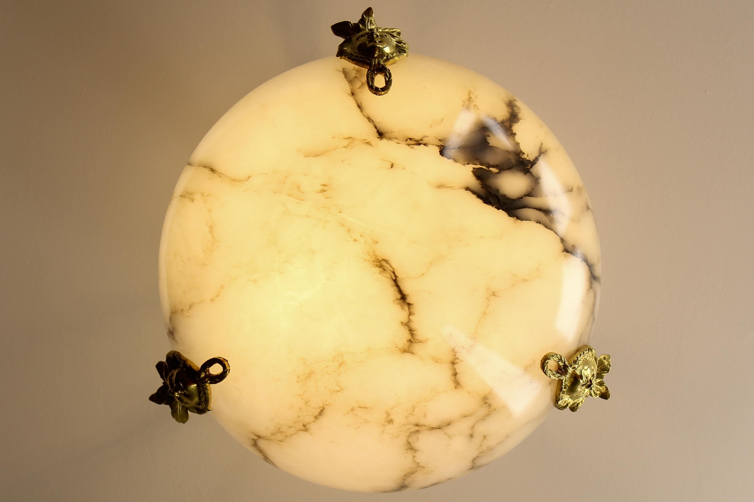 White Alabaster and Bronze Three-Light Pendant Chandelier, France, ca. 1920 In Good Condition For Sale In Barntrup, DE