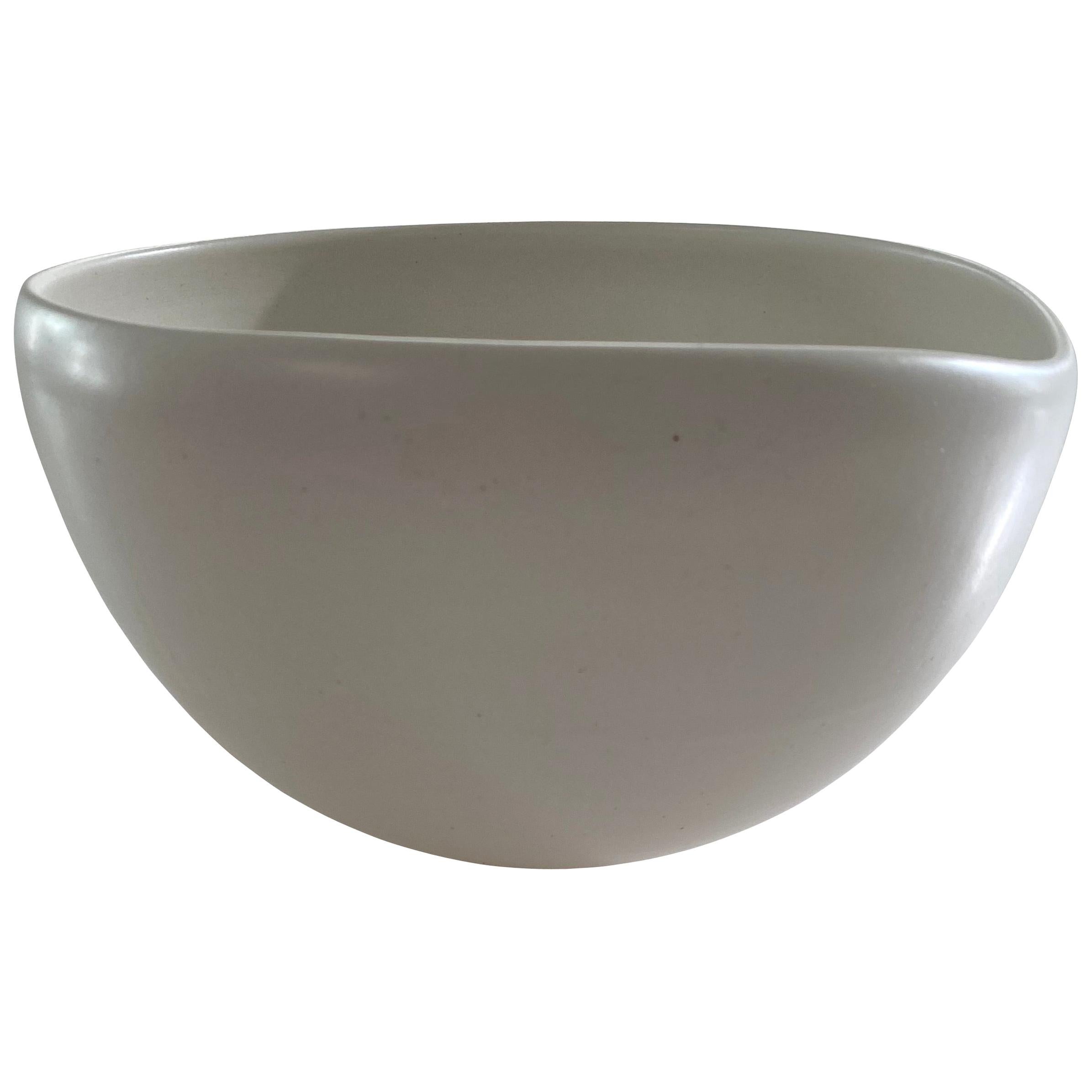 White Alabaster Glazed Spouted Bowl, USA, Contemporary