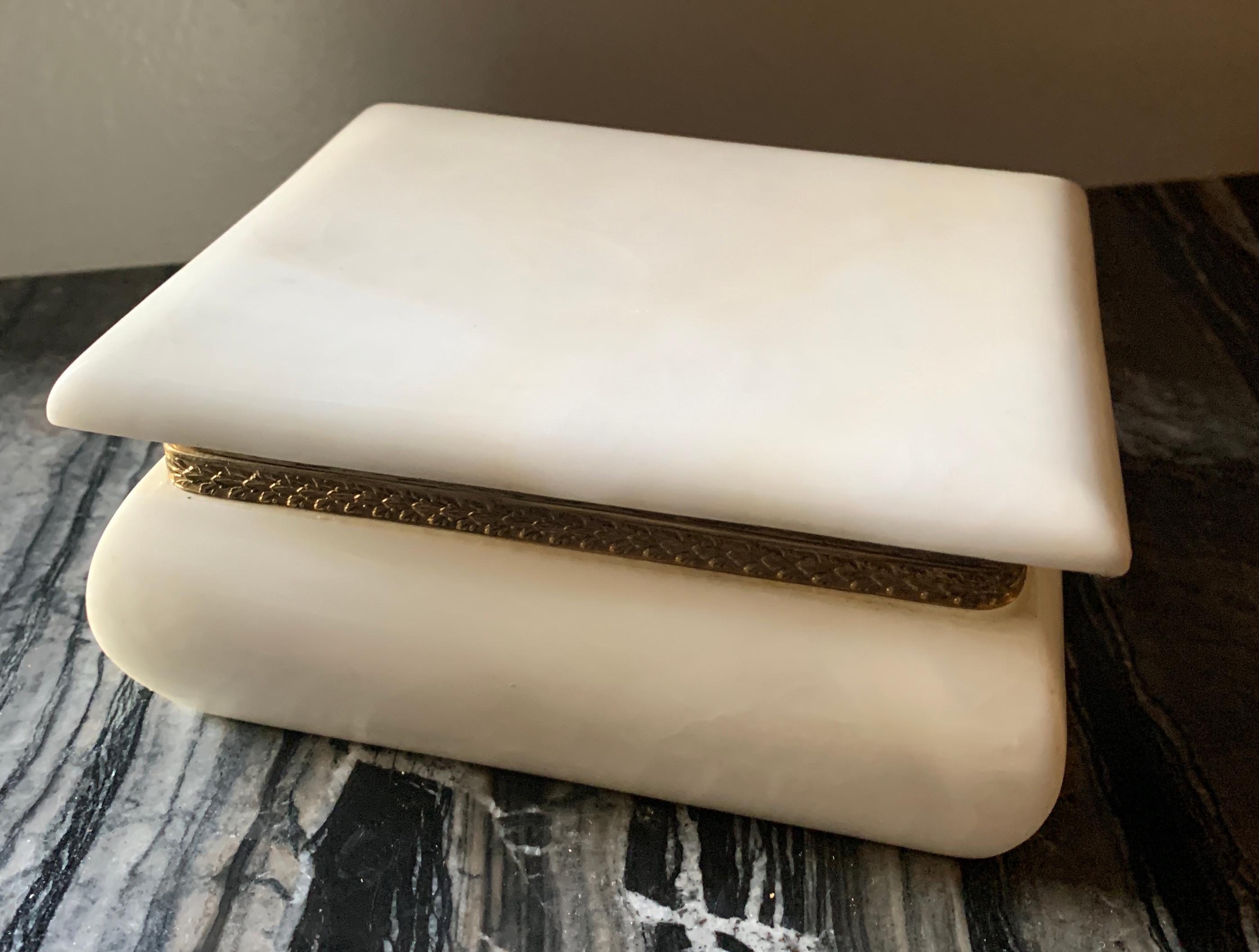 White Alabaster Hinged Box with Brass Closure 1