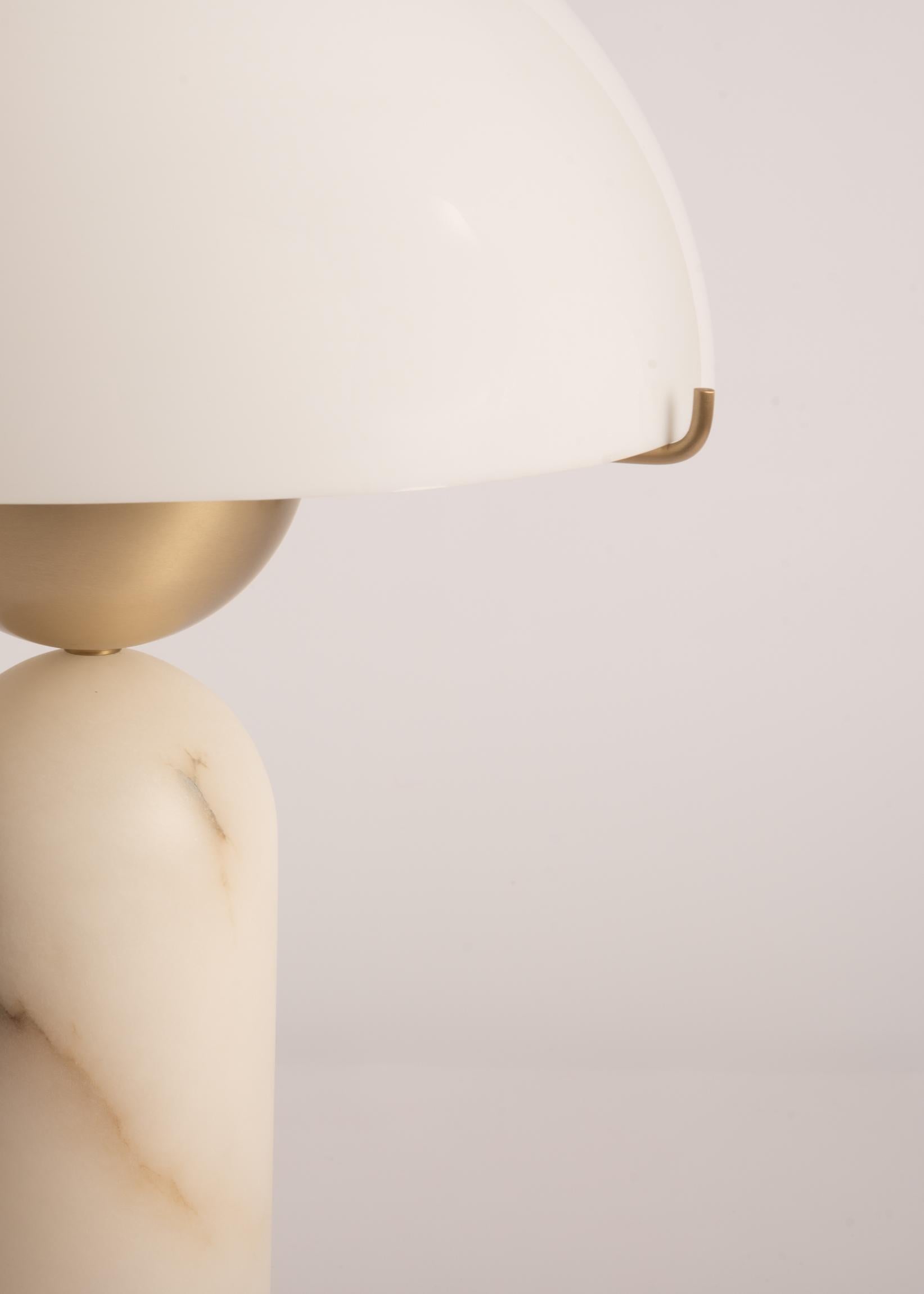 Post-Modern White Alabaster Peono Table Lamp by Simone & Marcel For Sale