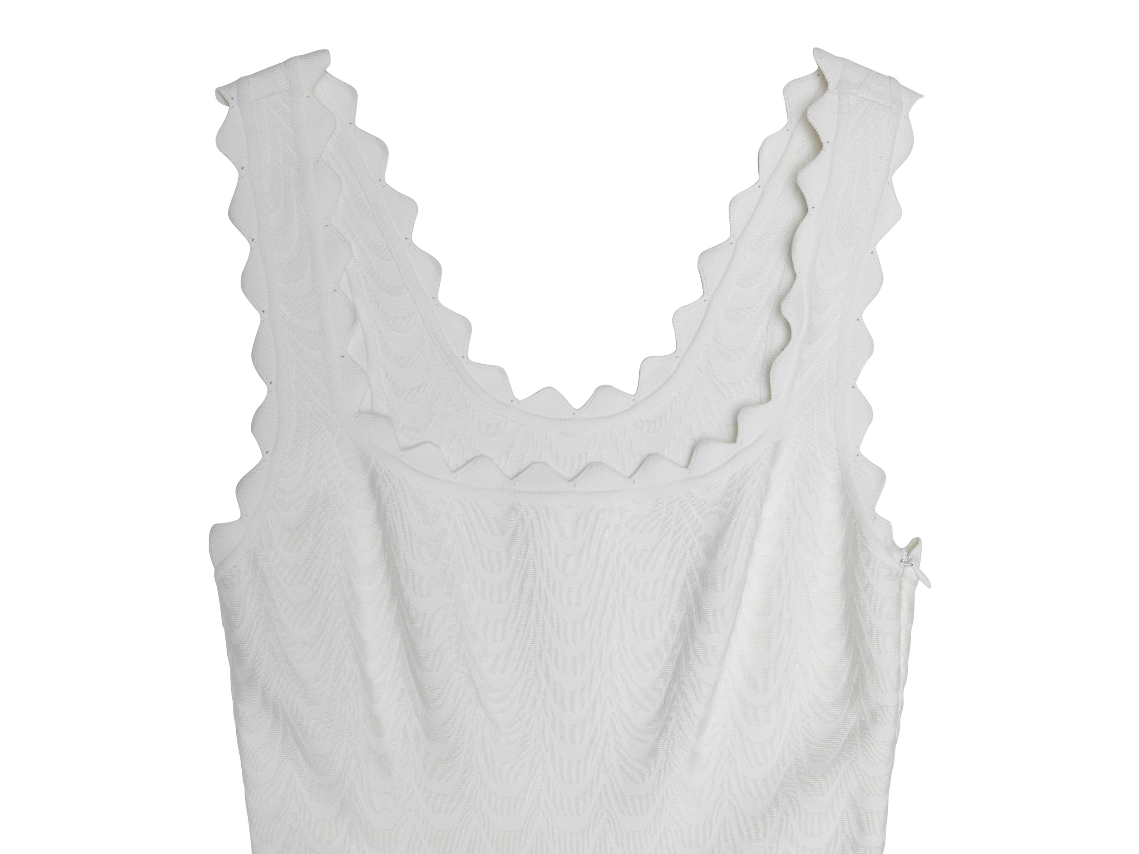White Alaia Sleeveless Fit & Flare Wave Dress Size IT 38 In Good Condition In New York, NY