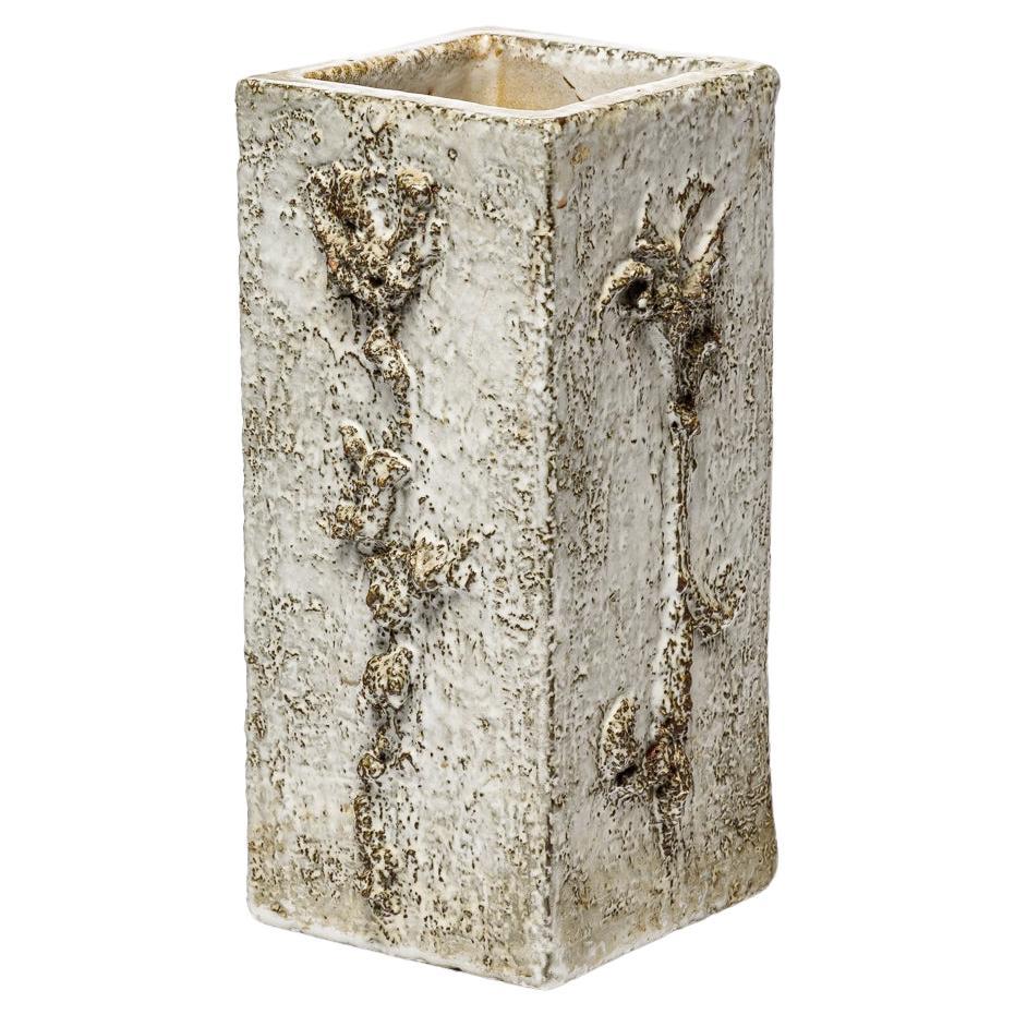 vaso in ceramica bianca e nera del XX secolo di Huguette Bessone Vallauris