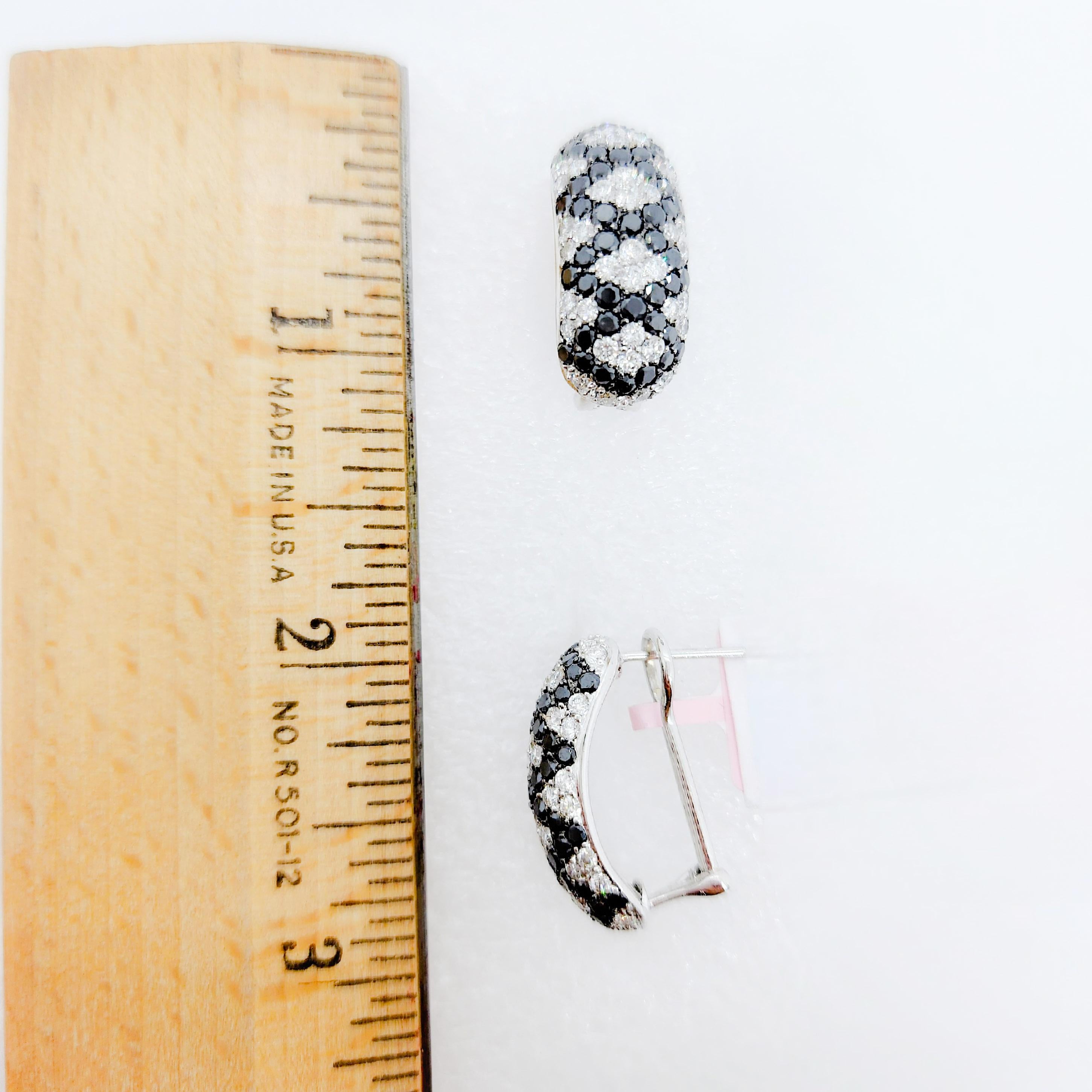 Women's or Men's White and Black Diamond Earrings in 14k White Gold For Sale