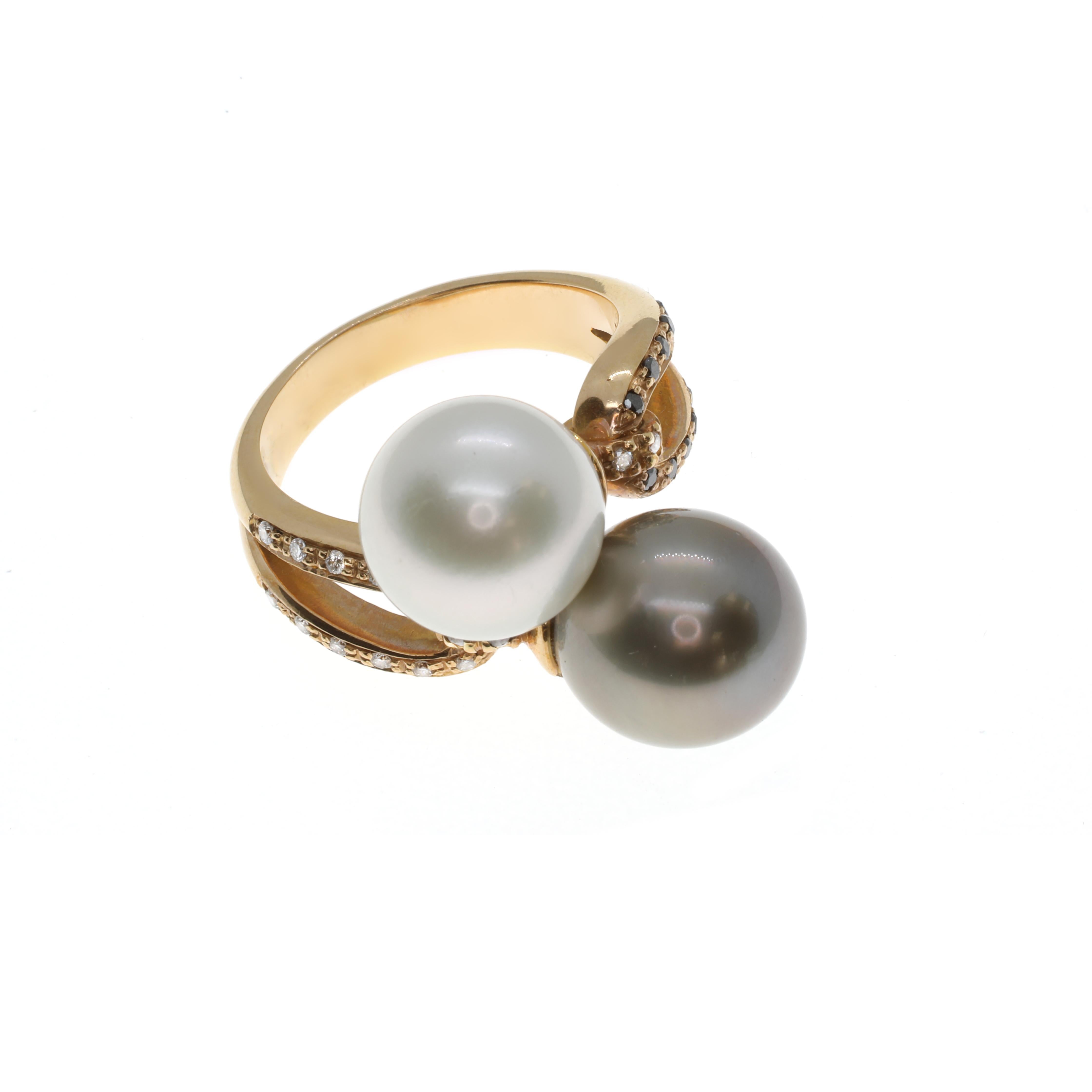 Contemporary 21st Century 18 Karat Rose Gold White and Black Diamond Pearl Cocktail Ring For Sale