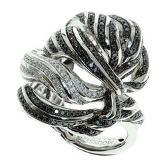 White and Black Diamonds 18 Karat White Gold Ring