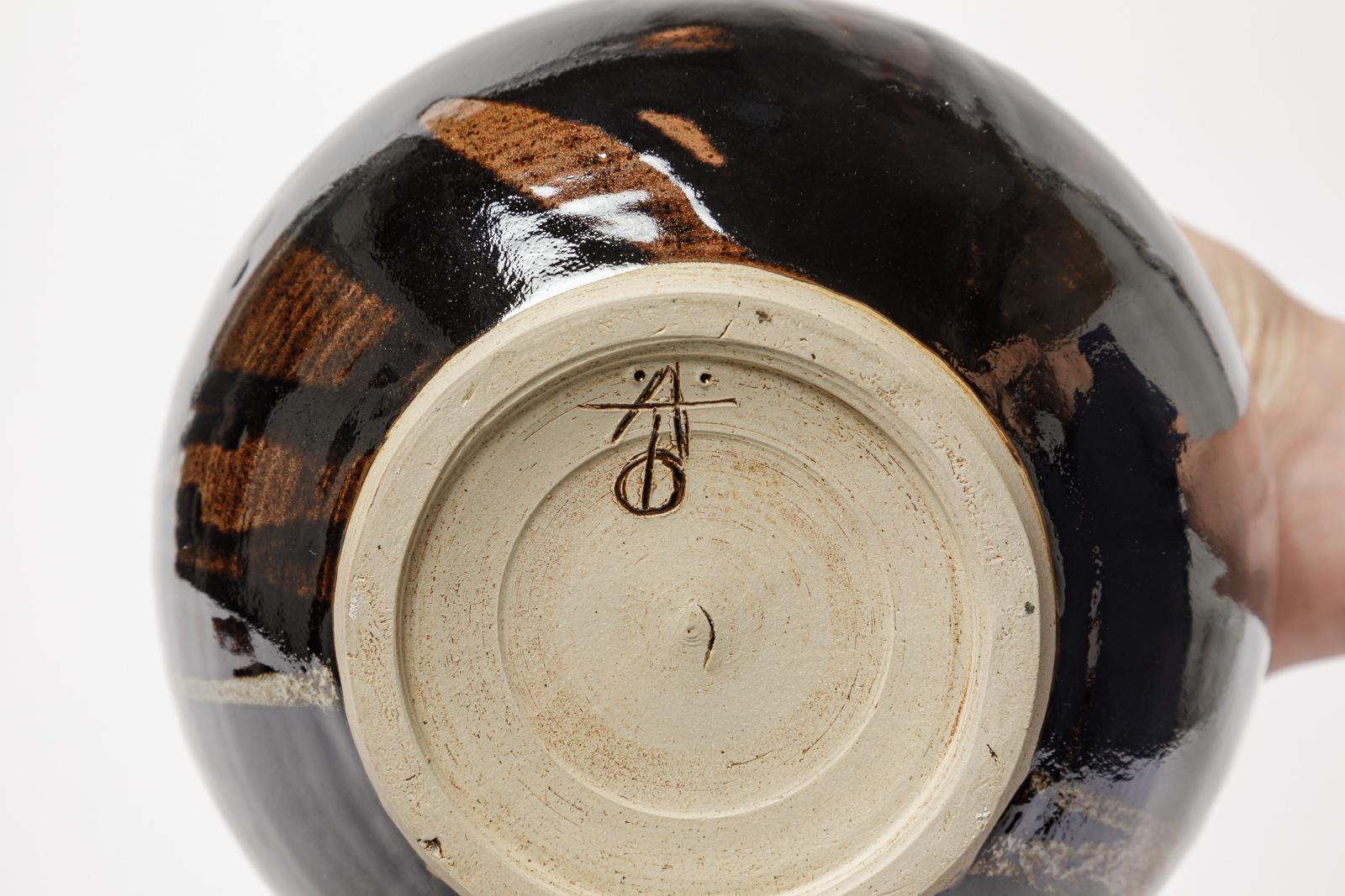 Ceramic white and black japanese form stoneware ceramic box by ATOI circa 2010 For Sale