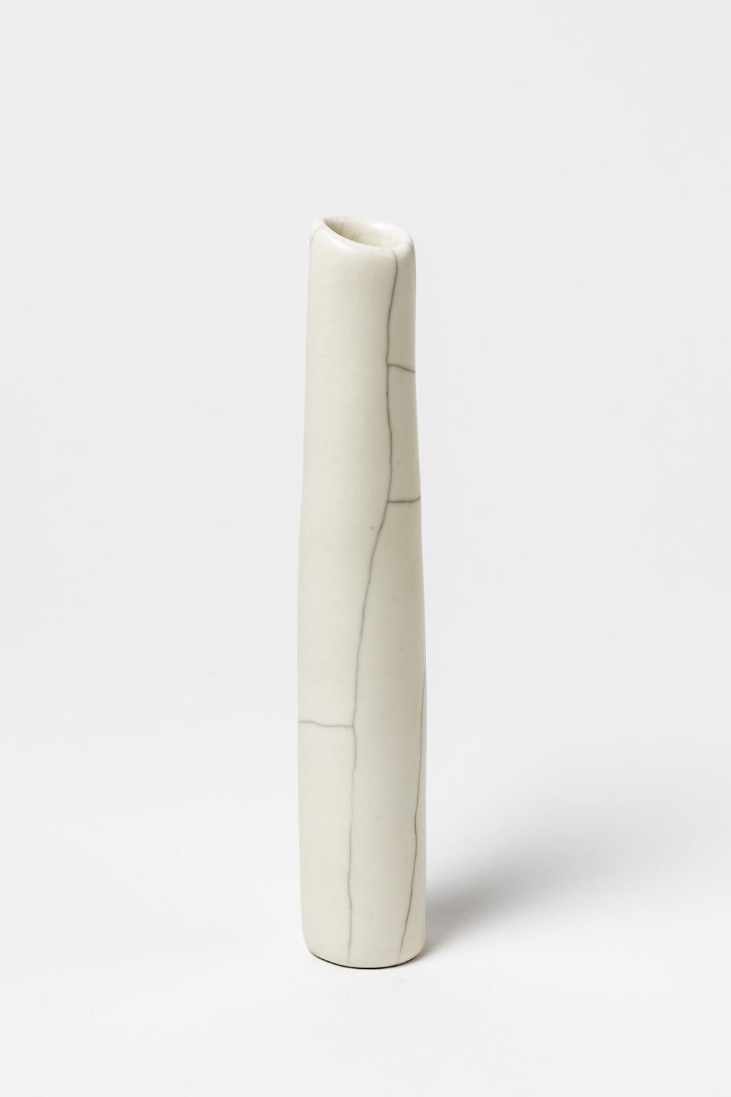 Marc Uzan

Elegant white and black ceramic vase or sculpture.

Original porcelain freeform signed under the base UZAN

Realised, circa 2000

Original perfect condition

Measures: Height 18.5cm, large 3cm.