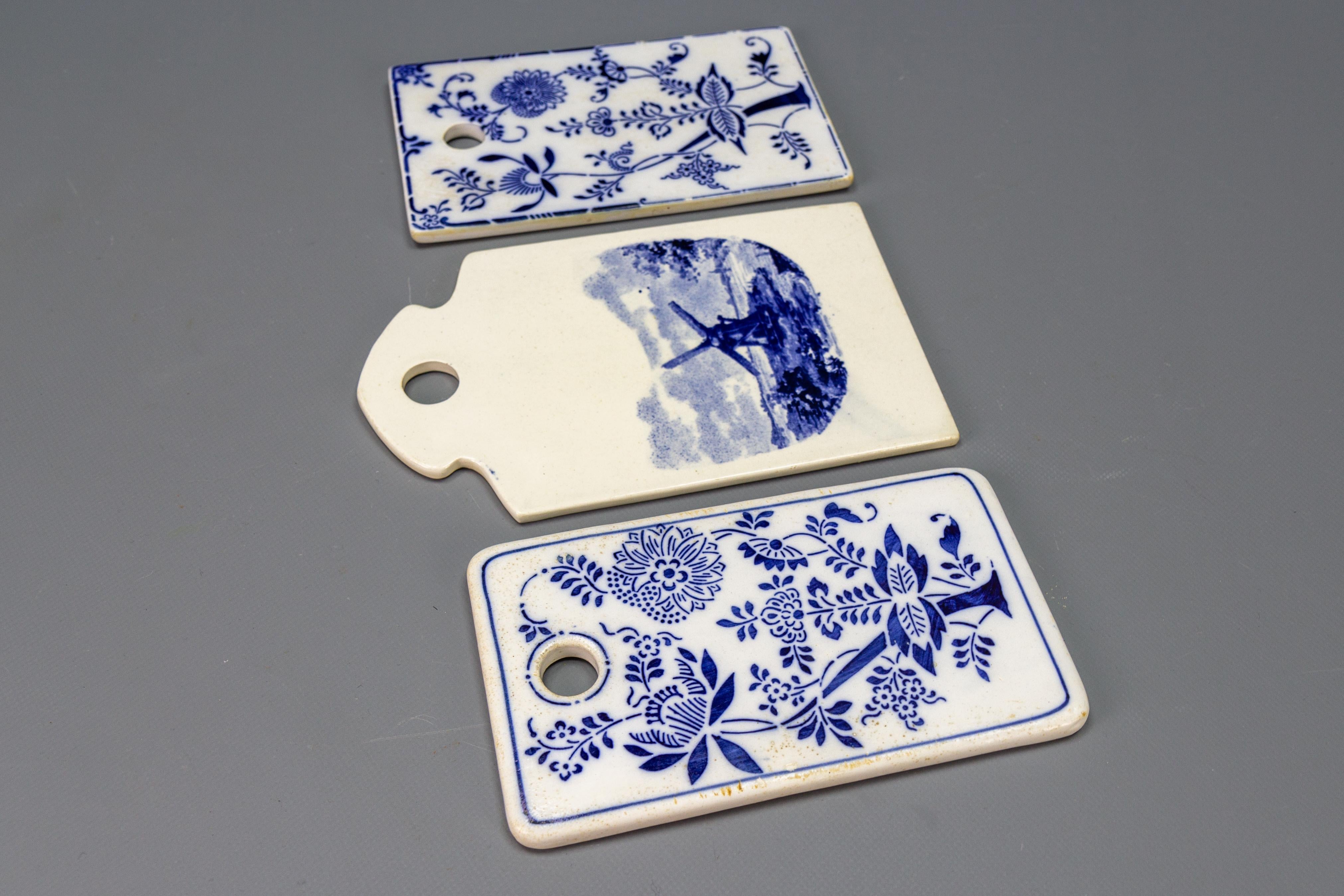 Desayunadores de cerámica blanca y azul, juego de tres, Alemania, años 20 en Bueno estado para la venta en Barntrup, DE