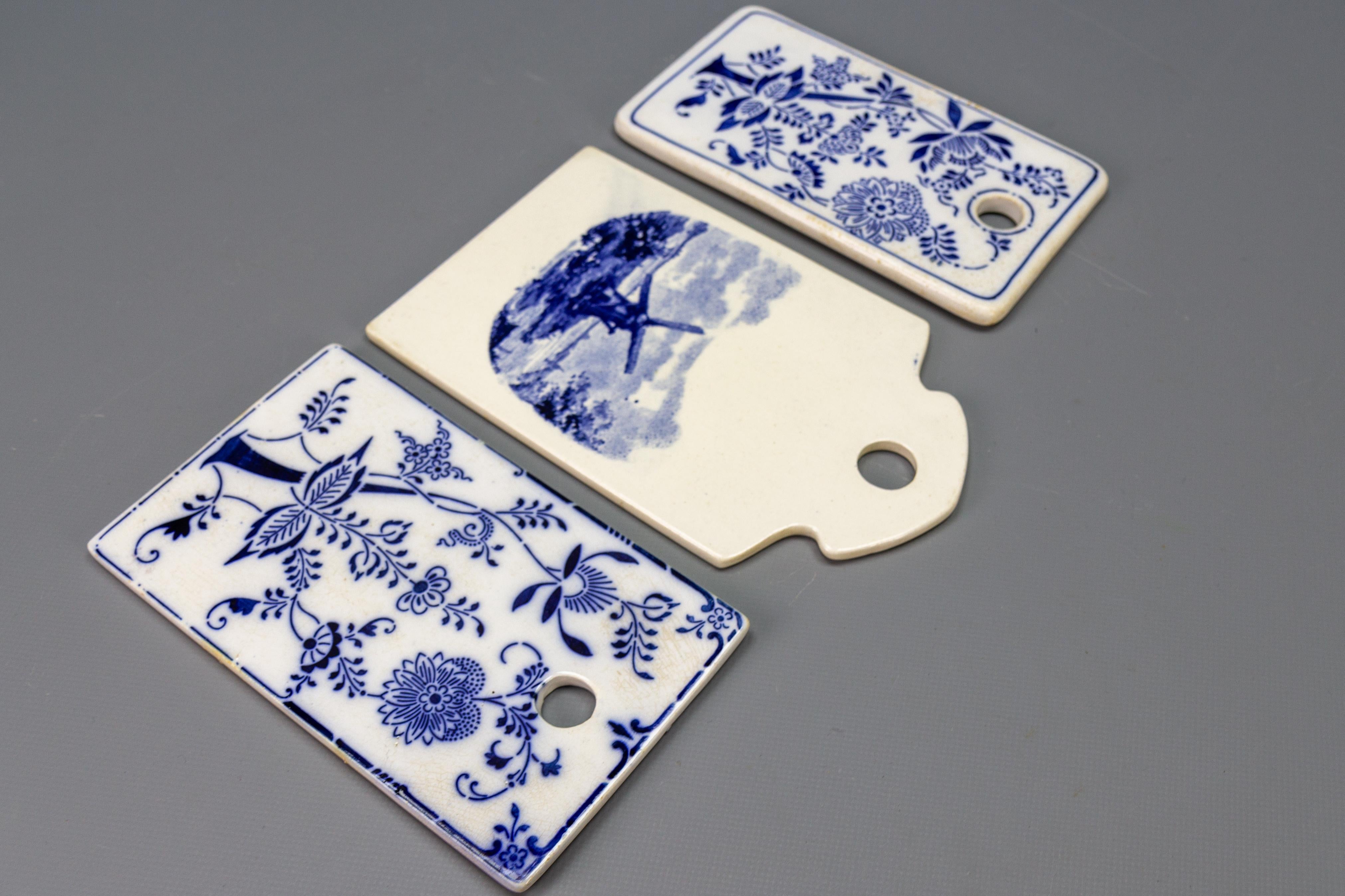 Desayunadores de cerámica blanca y azul, juego de tres, Alemania, años 20 en venta 1