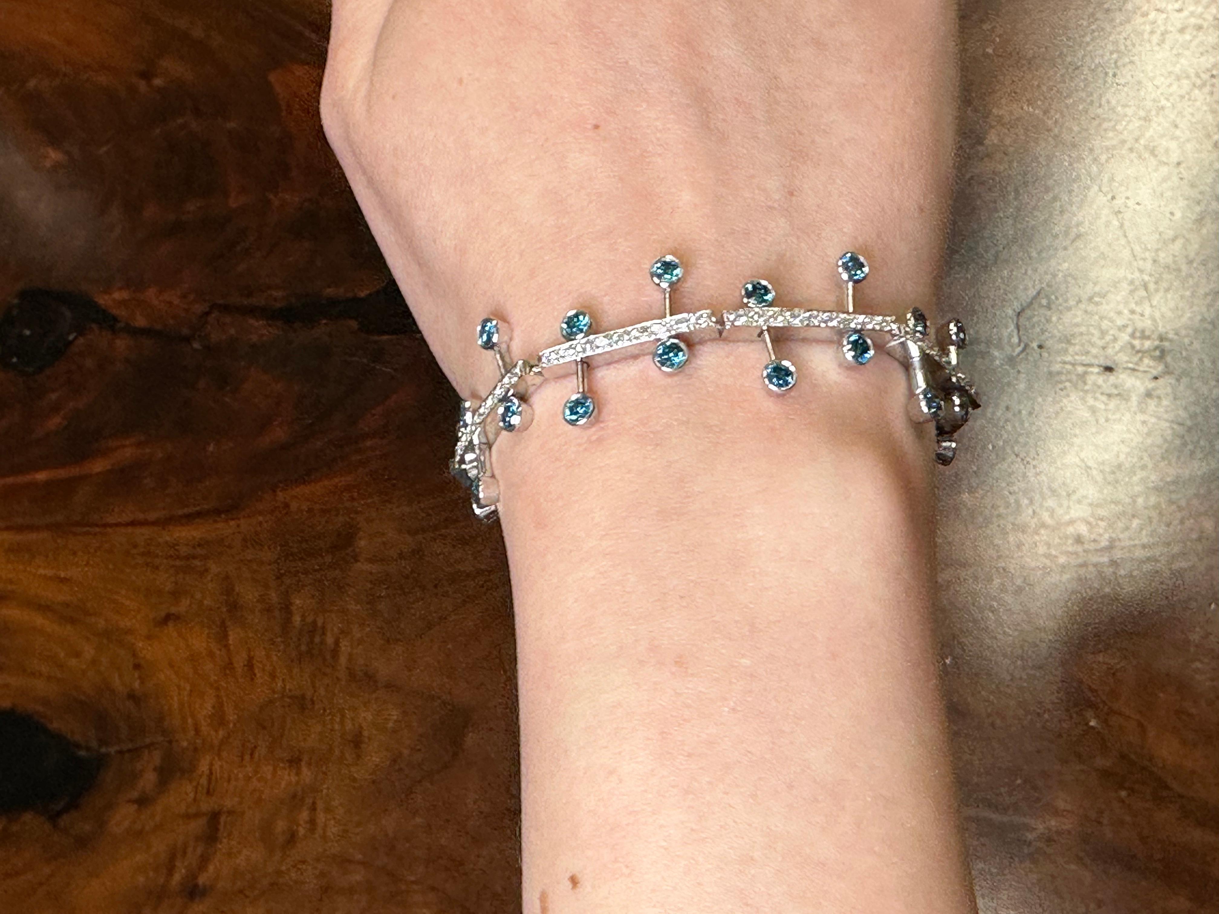 Brilliant Cut White and Blue Diamond Bracelet in 18K White Gold For Sale