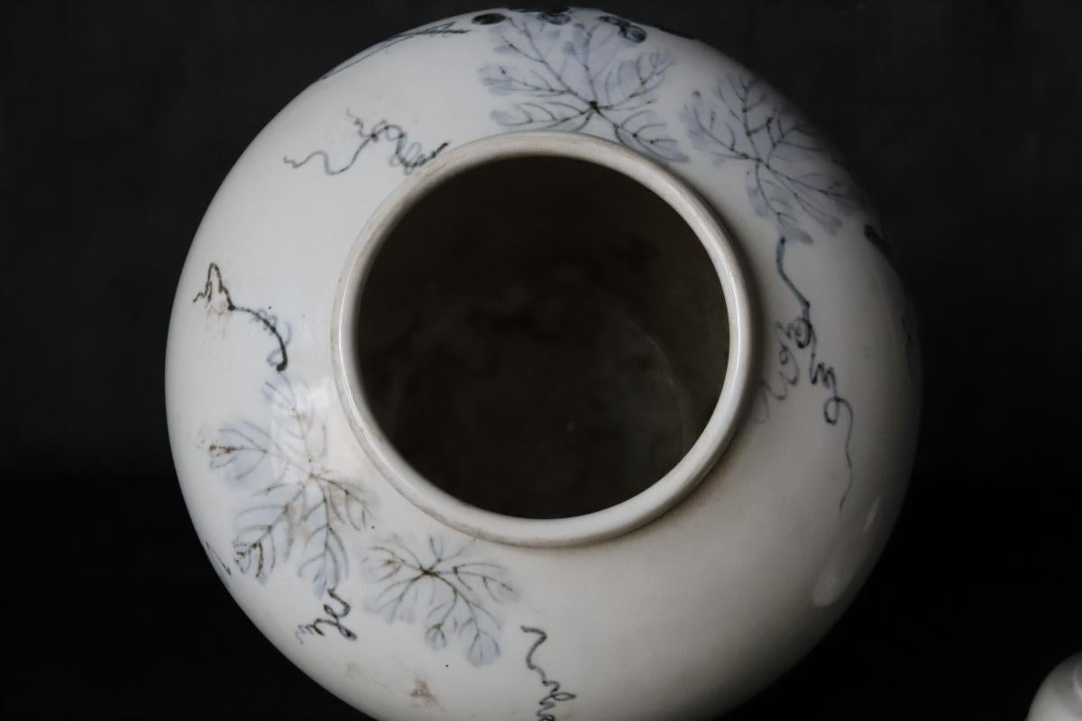 White and Blue Porcelain Vase / 16th Century / Korean Antiques / Joseon Dynasty 12