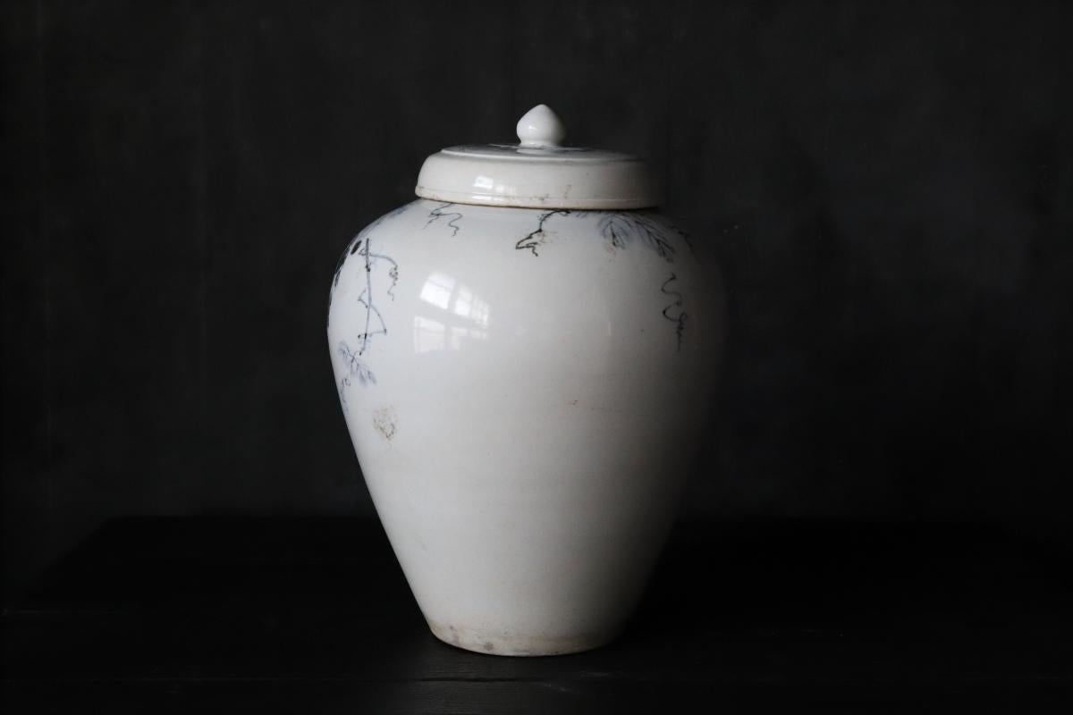 Ceramic White and Blue Porcelain Vase / 16th Century / Korean Antiques / Joseon Dynasty