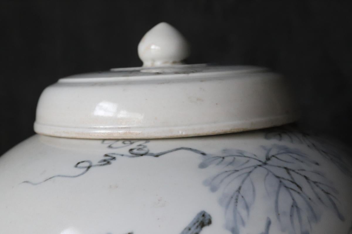 White and Blue Porcelain Vase / 16th Century / Korean Antiques / Joseon Dynasty 4
