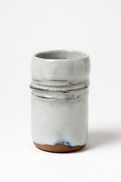 Vaso cilindrico in ceramica bianca e blu del XX secolo, pezzo unico del 1980 firmato