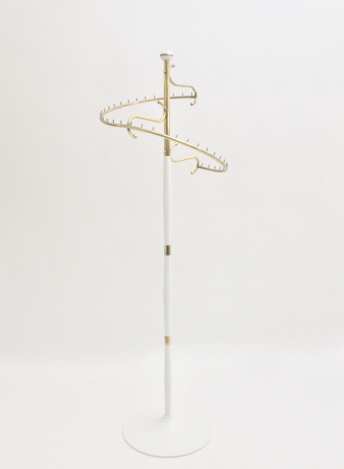 White and Brass Vintage Mid-Century Modern Rack Maison Bagues, 1950s, France For Sale 1