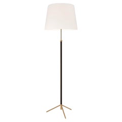 White and Brass Pie De Salón G1 Floor Lamp by Jaume Sans