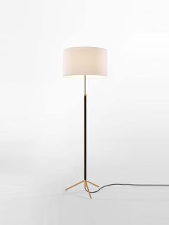 Lampada da terra Pie de Salón G2 in bianco e ottone di Jaume Sans