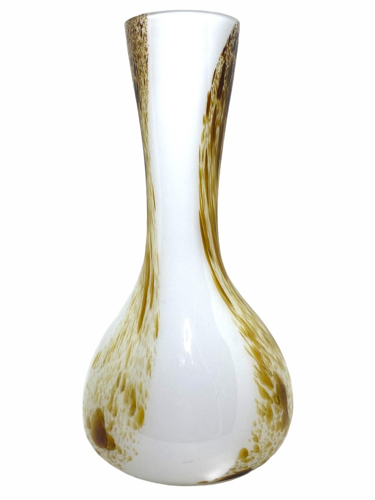 Italian White and Brown Color Swirl Glass Murano Venetian Vase, Italy, 1970s For Sale