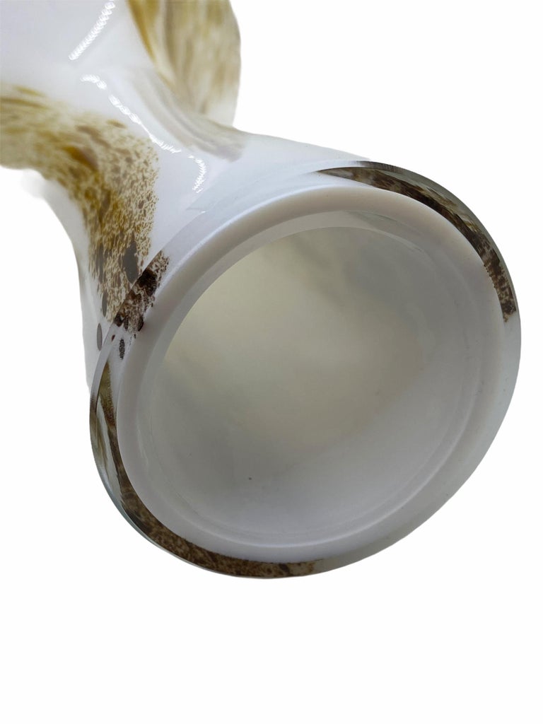 Hand-Crafted White and Brown Color Swirl Glass Murano Venetian Vase, Italy, 1970s For Sale
