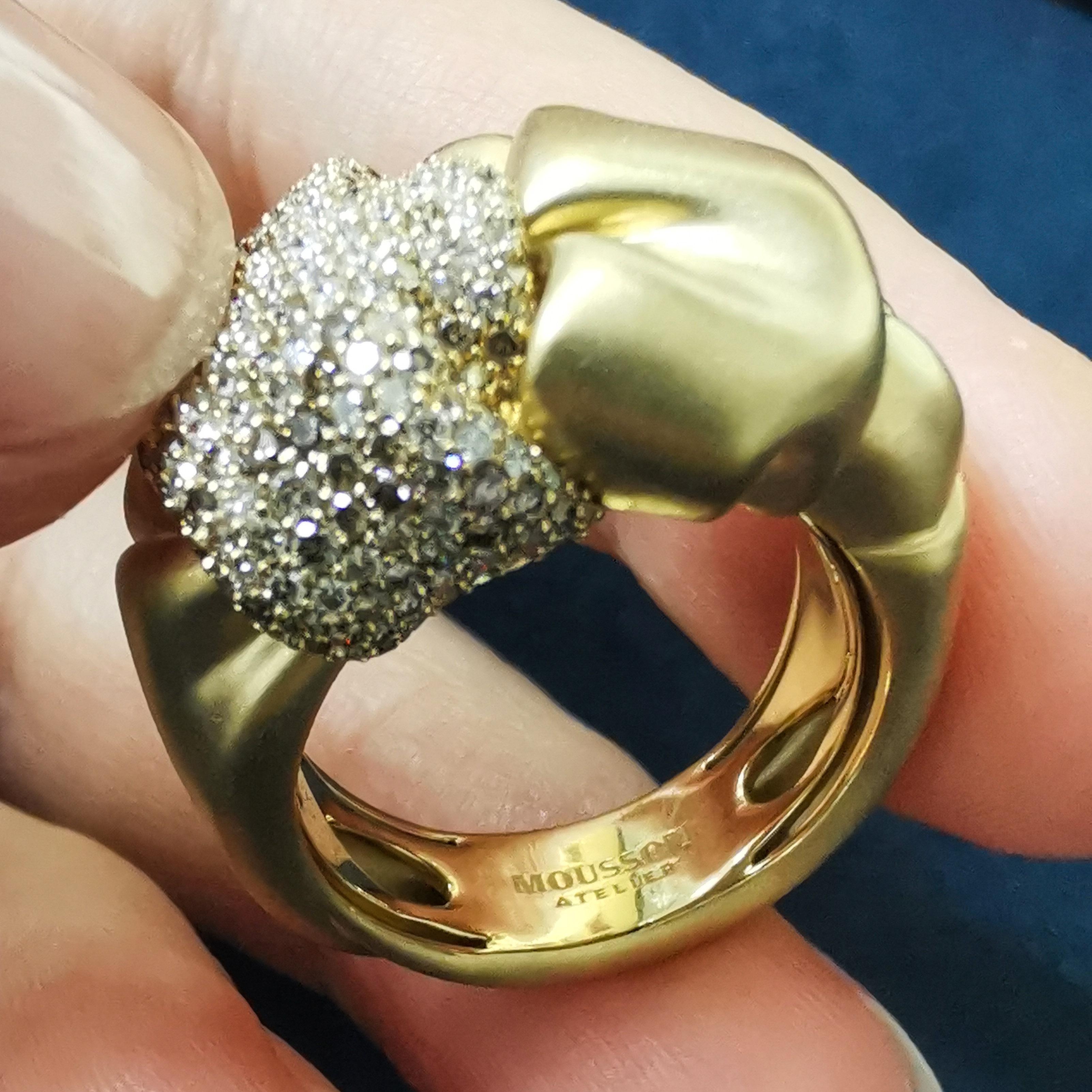 Women's White and Brown Diamonds 18 Karat Yellow Gold Silk Ring For Sale