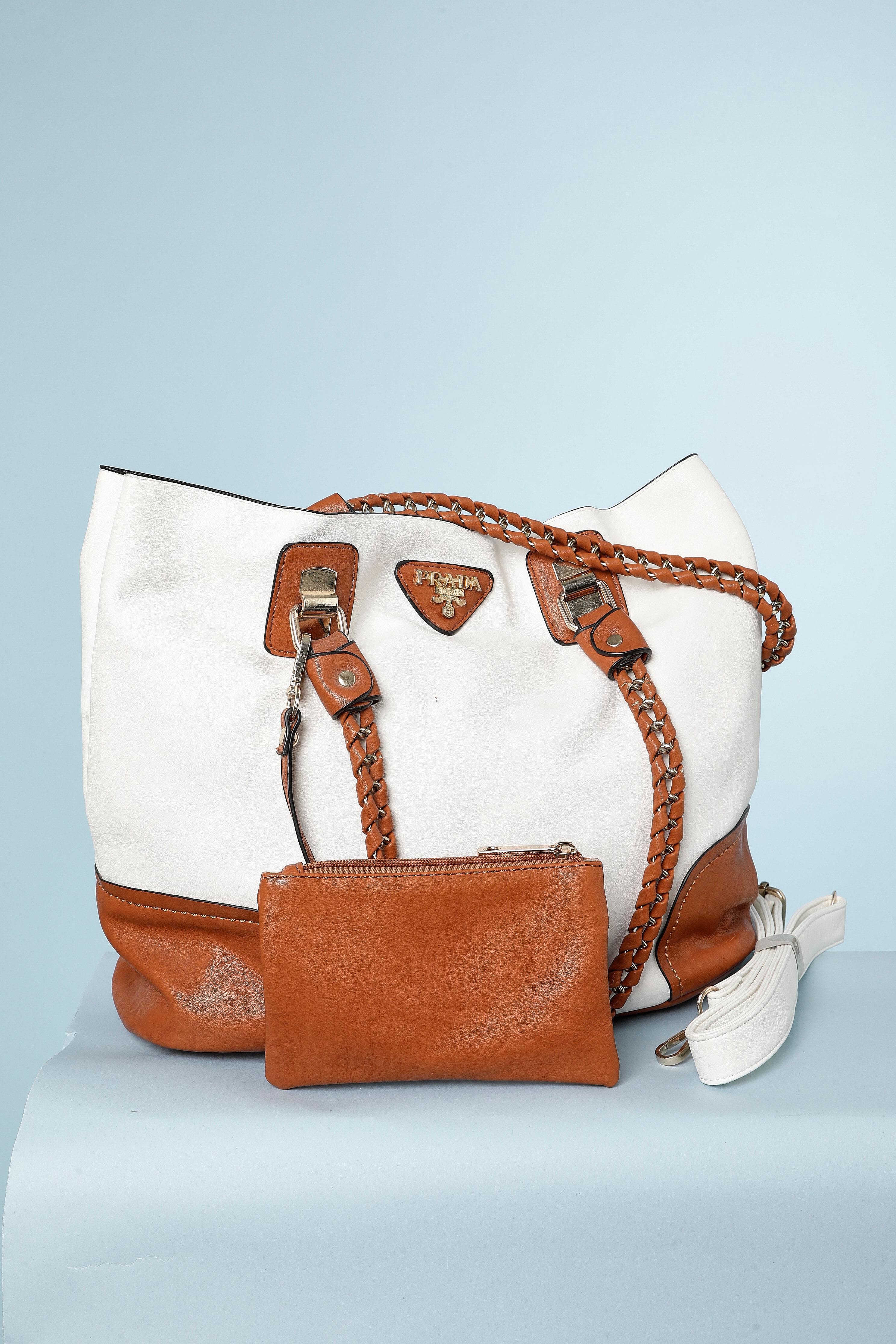 Grigio Borsa Prada in pelle bianca e marrone