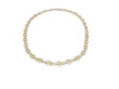 Collier de diamants blancs et de couleur canari