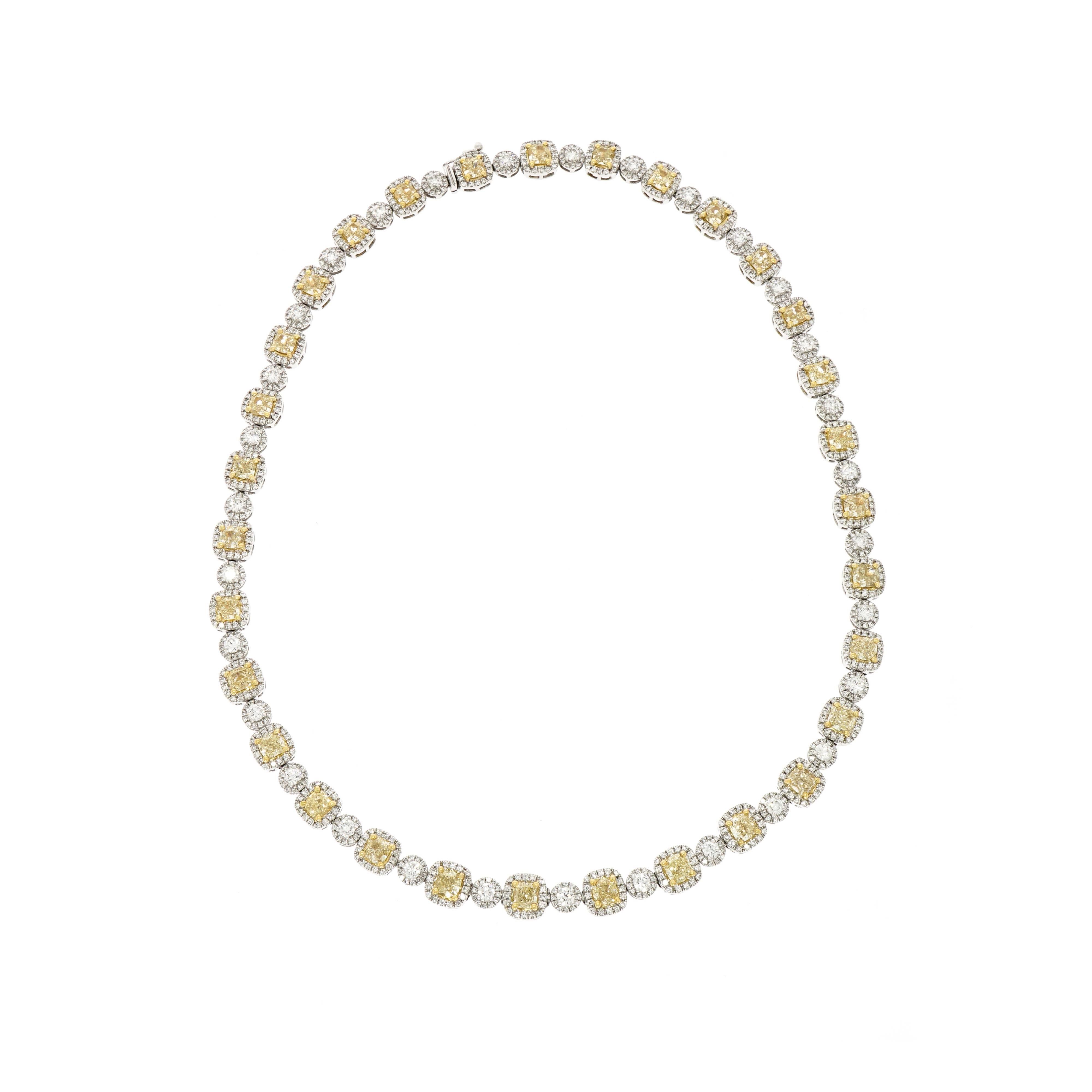 White and Canary Diamond Necklace In New Condition In Greenwich, CT