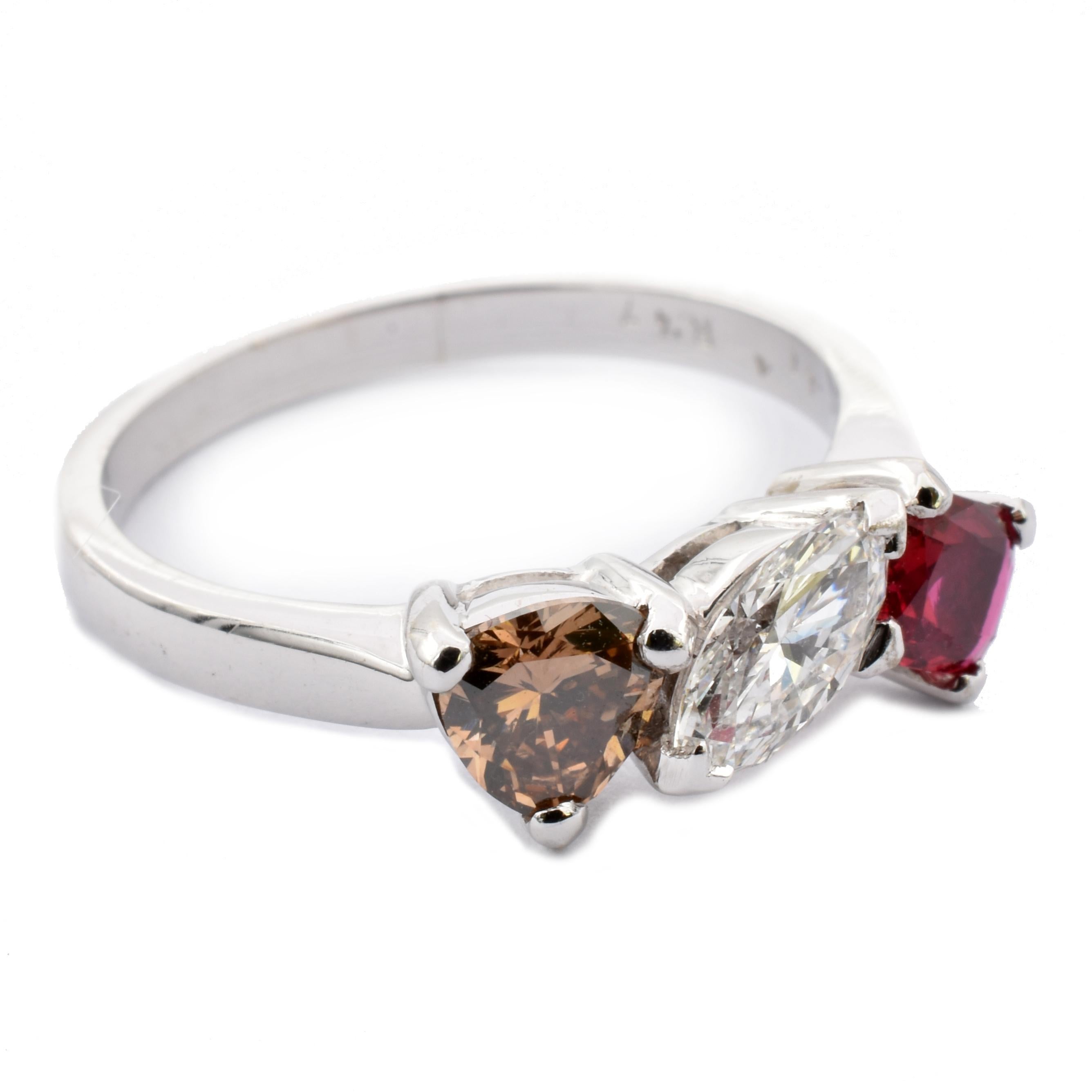 Marquise Cut White and Champagne Diamonds and Ruby Three-Stone Ring Made in Italy For Sale