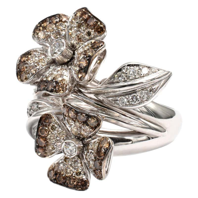 Flower Design Italian Diamonds Gold Ring For Sale at 1stDibs | ring ...