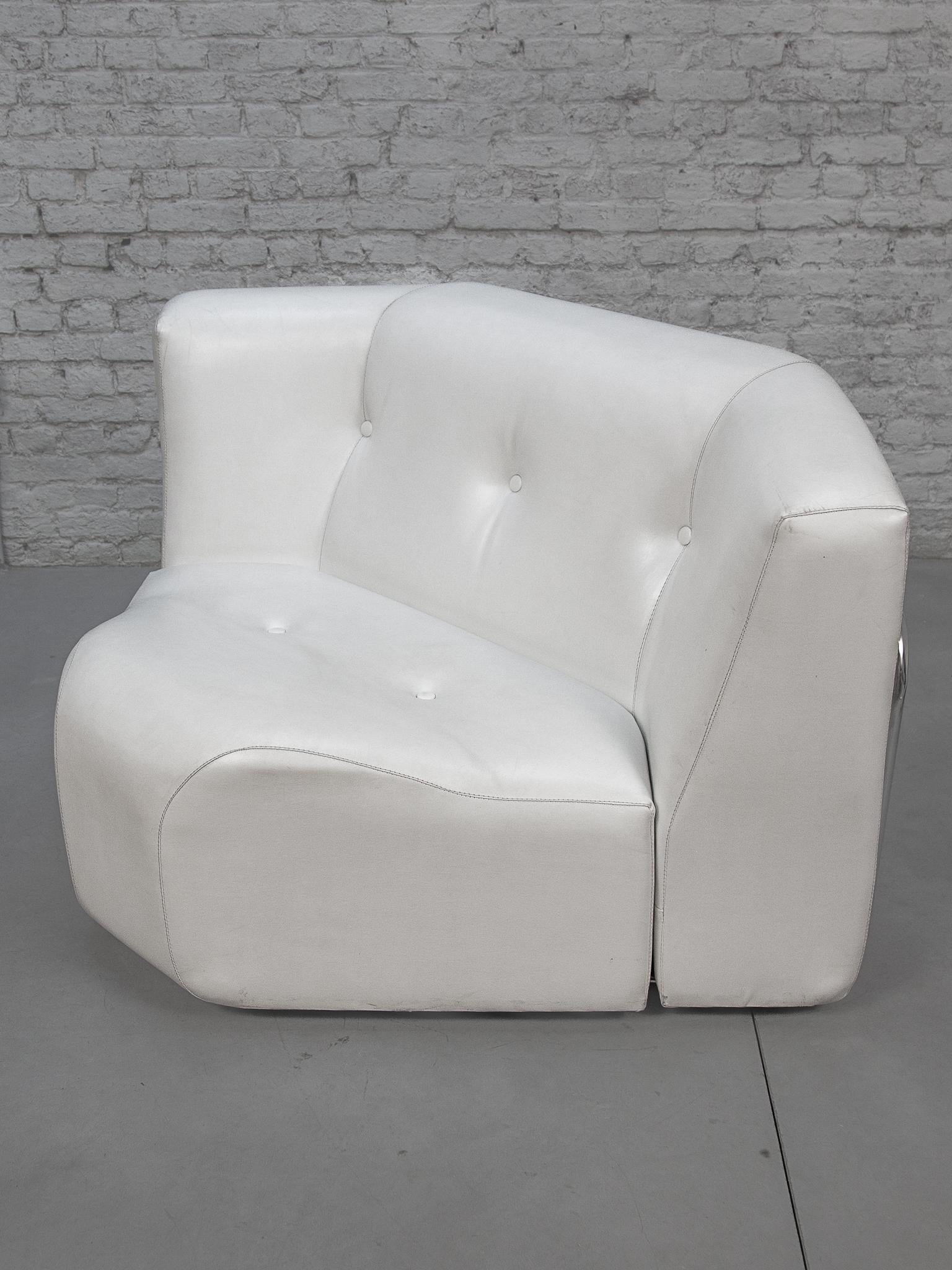 White and Chrome Livingroom set of Adriano Piazzesi Lounge Chairs and Footstools 3