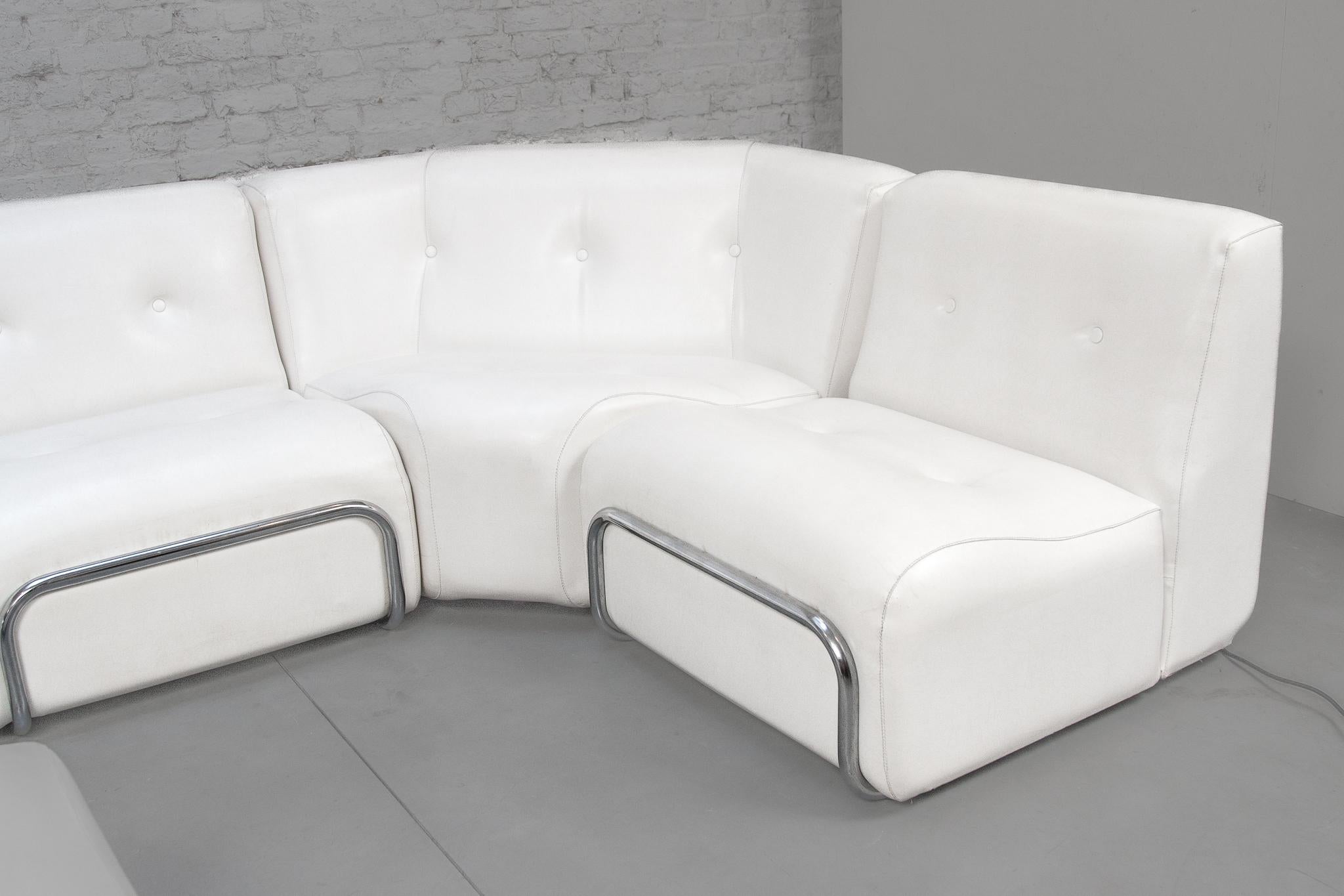 White and Chrome Livingroom set of Adriano Piazzesi Lounge Chairs and Footstools For Sale 12