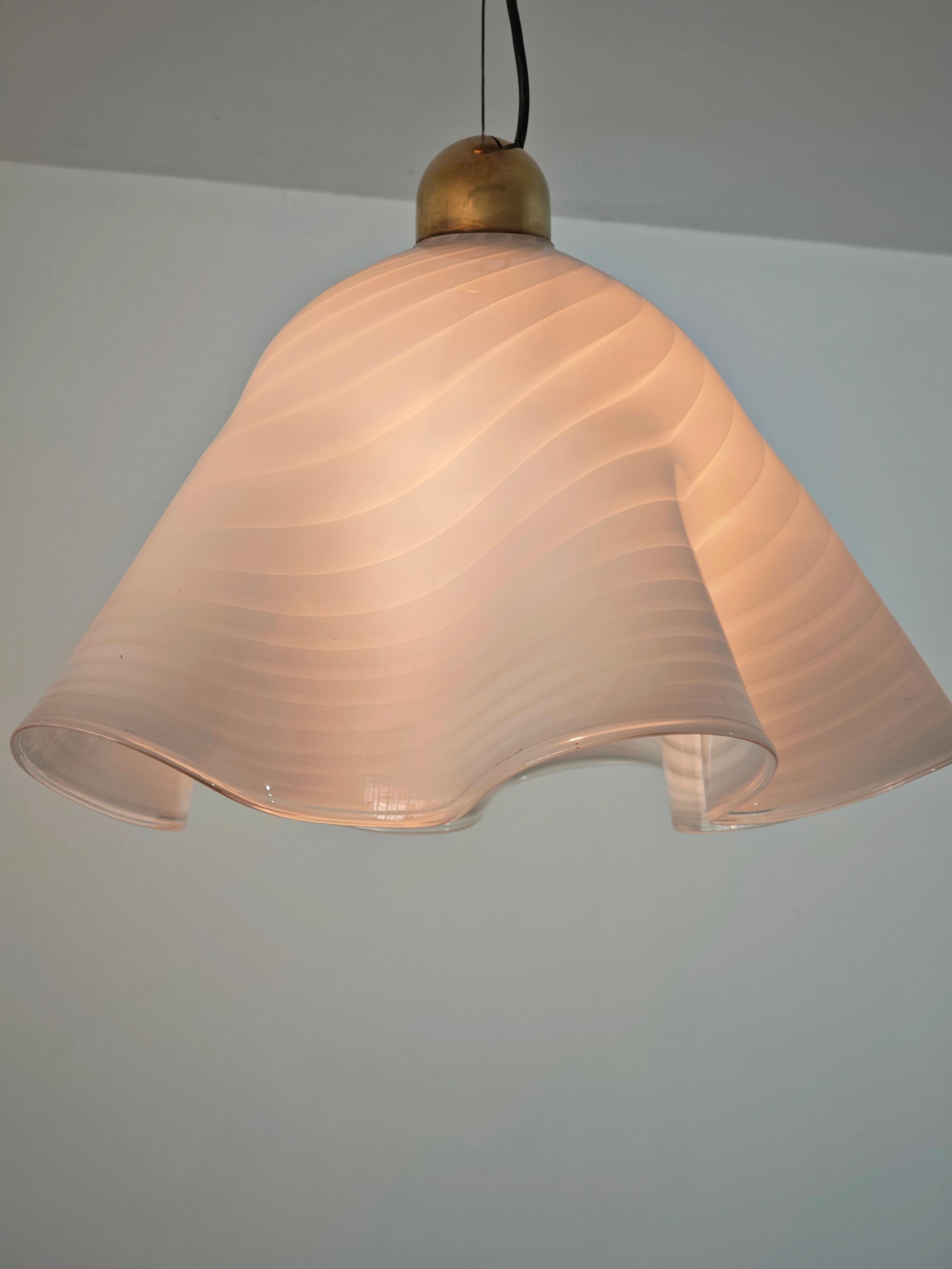 Lámpara Colgante de Cristal Blanco y Transparente Fazzoletto Italia Años 60/70 Moderna de Mitad de Siglo en venta 10