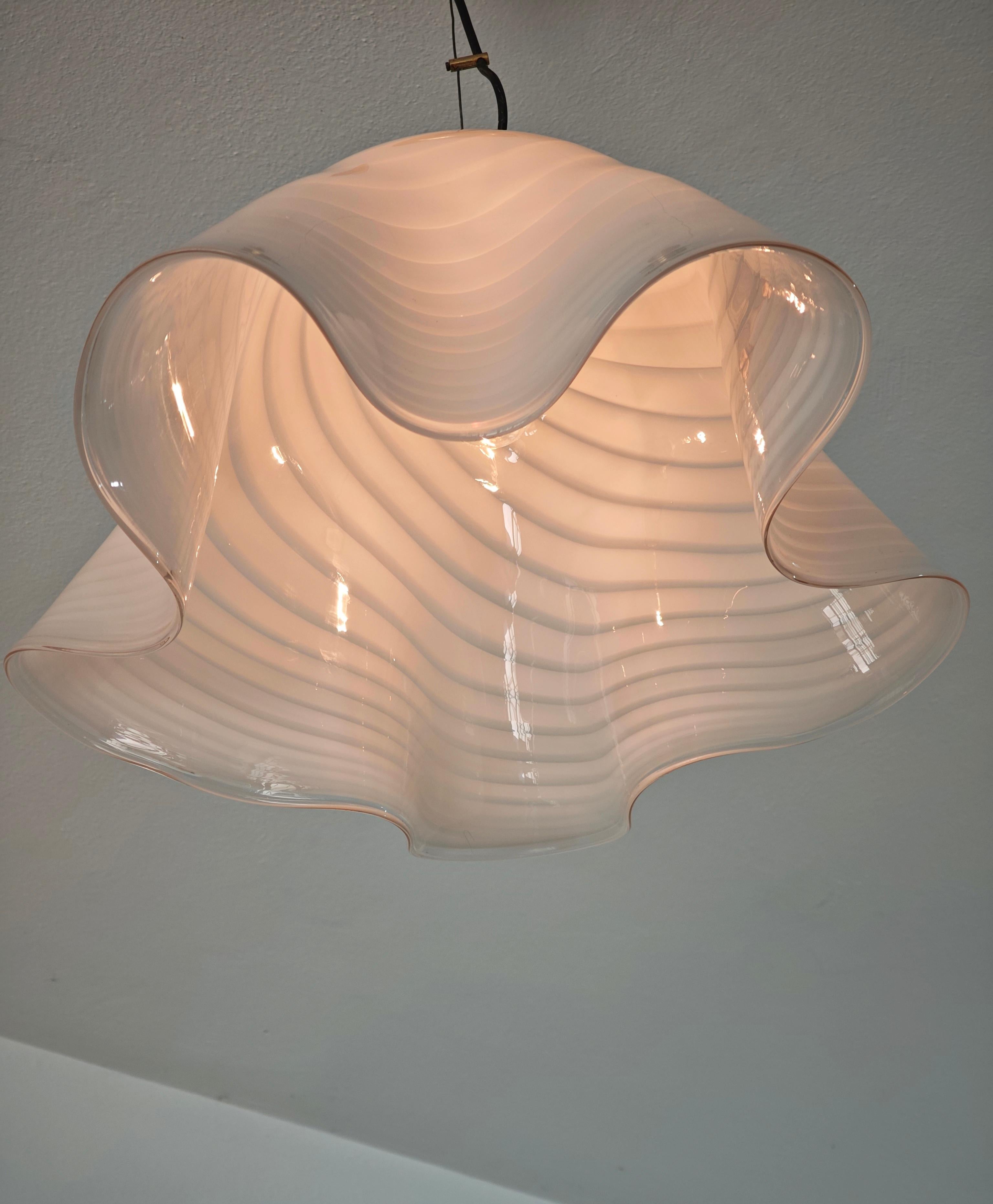 Lámpara Colgante de Cristal Blanco y Transparente Fazzoletto Italia Años 60/70 Moderna de Mitad de Siglo en venta 2
