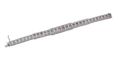 9, 30 carat White and Fancy Diamonds, 14 Karat White Gold Retrò Bracelet