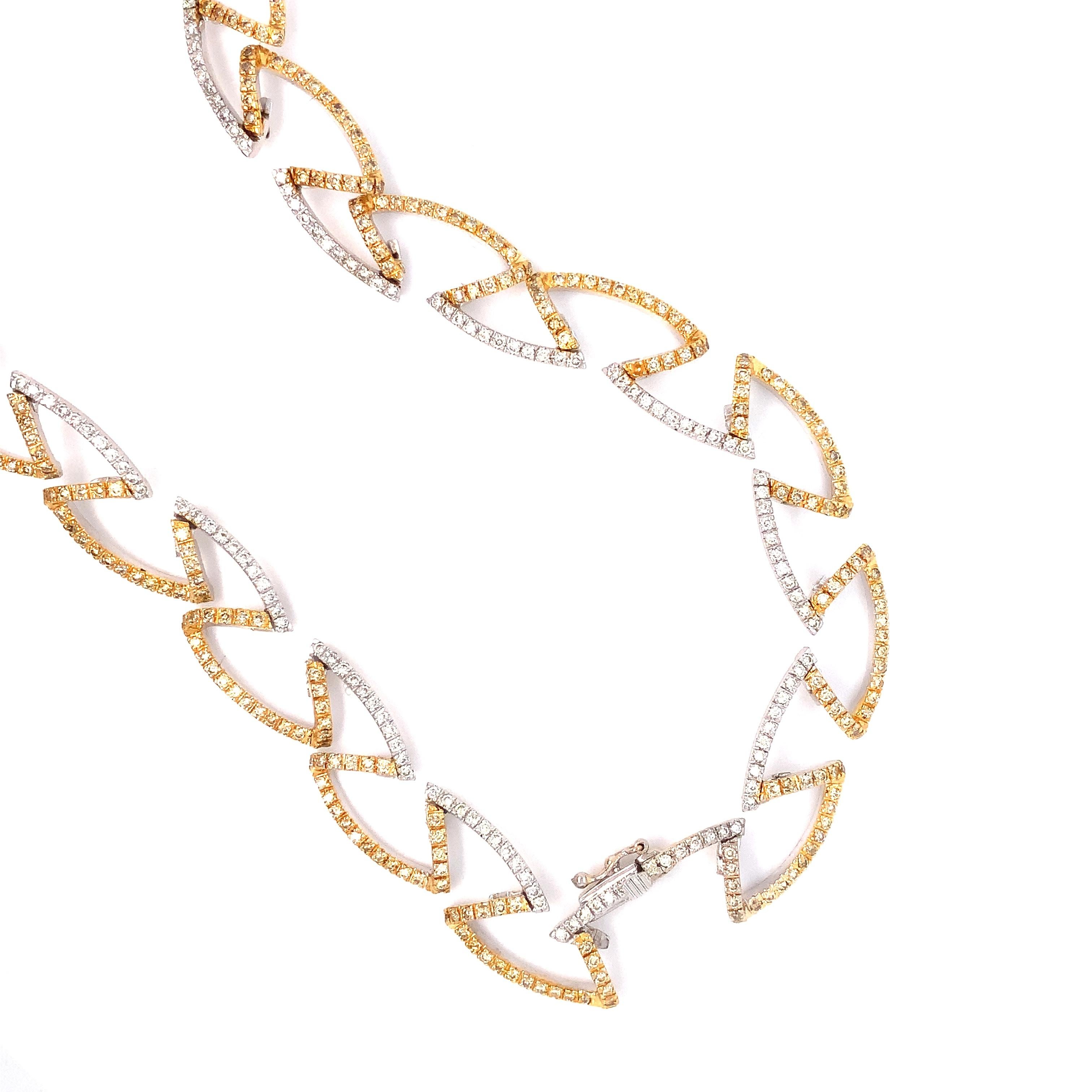 Brilliant Cut White and Fancy Yellow Diamond Choker Necklace Set in 18 Karat White Gold For Sale