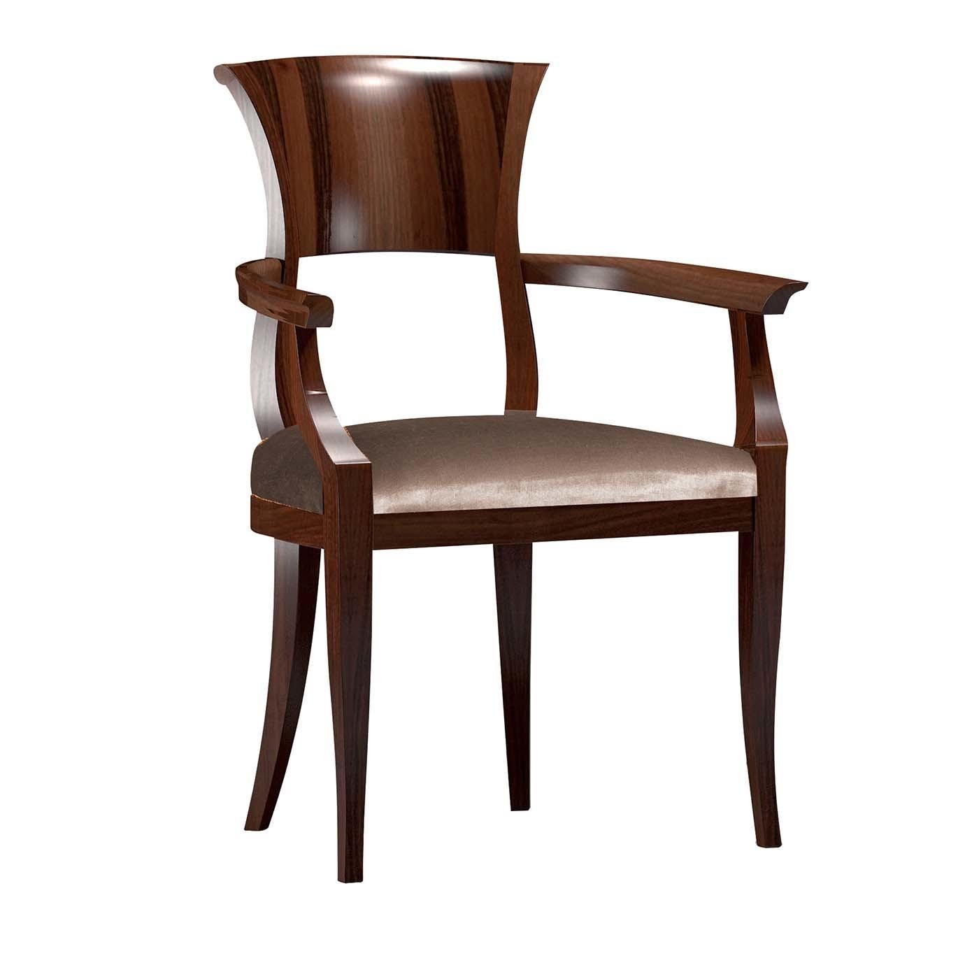 An elegant style dining chair that is perfectly suited to any type of setting, from the most Classic to the most modern. The legs are in solid wood, slightly curved.

 