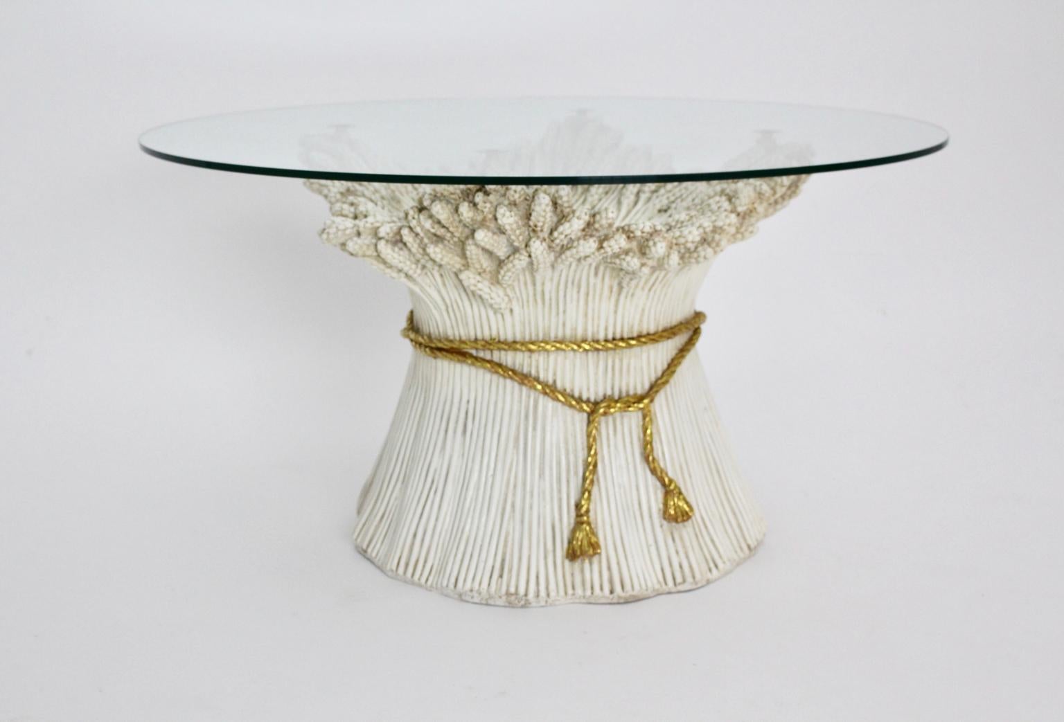 White and Gold Vintage Hollywood Regency Sheaf of Wheat Coffee Table 1970s Italy In Good Condition For Sale In Vienna, AT