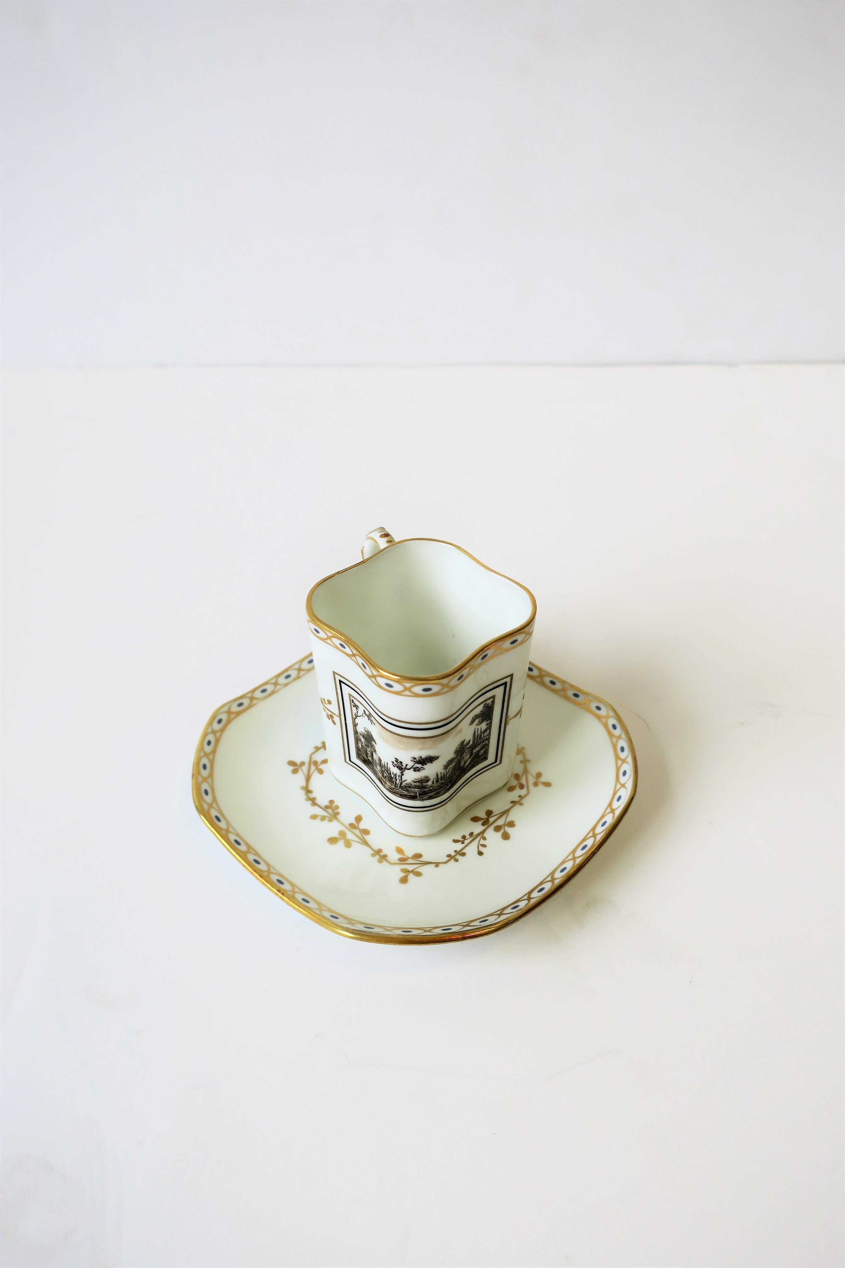 Richard Ginori Designer Italienisch Weiß & Gold Espresso Kaffee oder Tee Tasse Untertasse (Klassisch-römisch) im Angebot