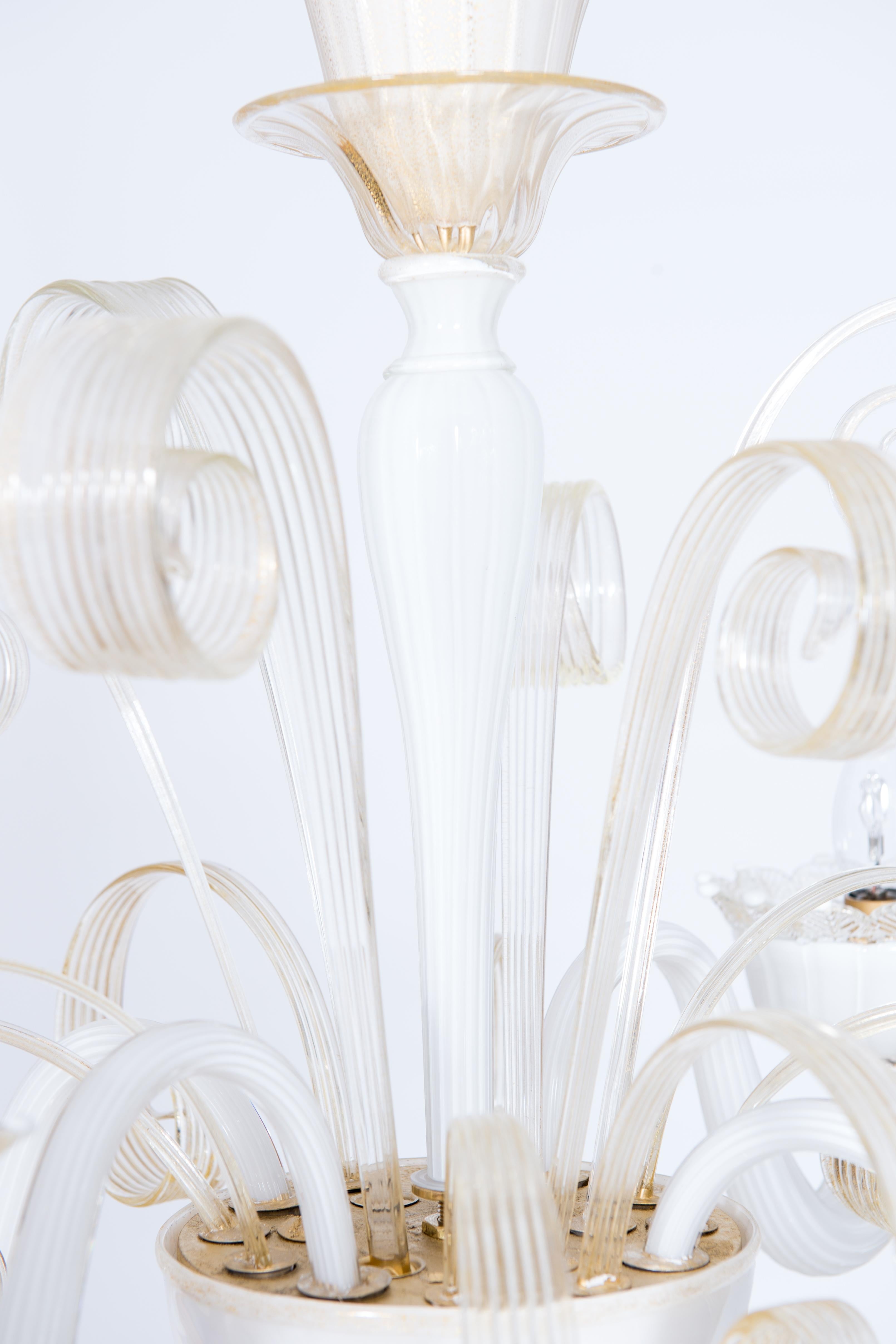 Blanco y oro  Lámpara de cristal de Murano, por Giovanni Dalla fina Años 90 en venta 9