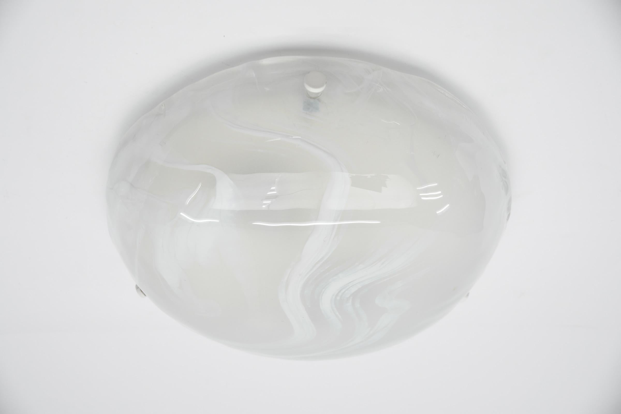White and Gold Murano Glass Flush Mount Light by Hillebrand, Germany 1960s In Good Condition For Sale In Nürnberg, Bayern
