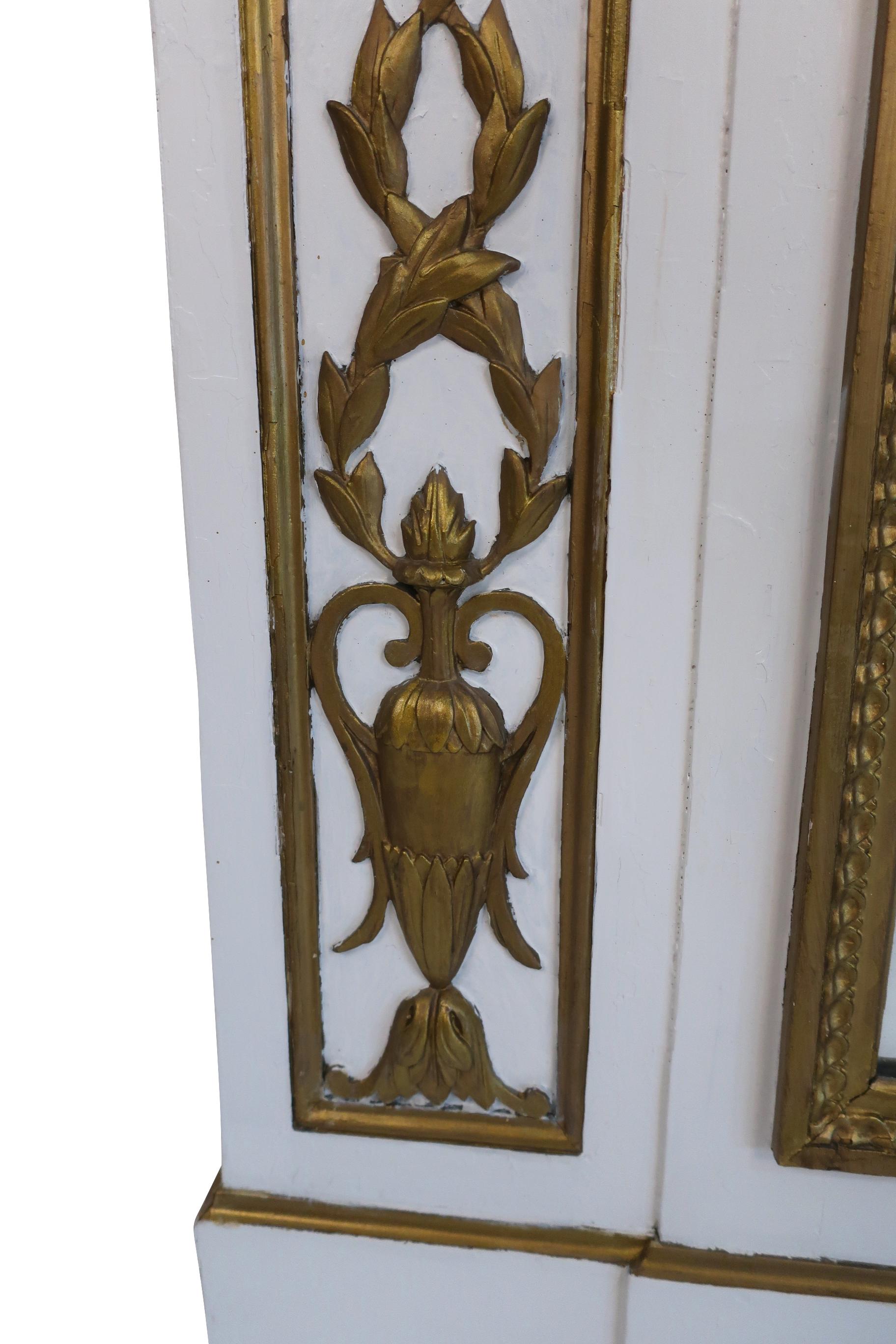 White and Gold Trumeau Mirror with Urn and Swag Decoration In Good Condition In Essex, MA