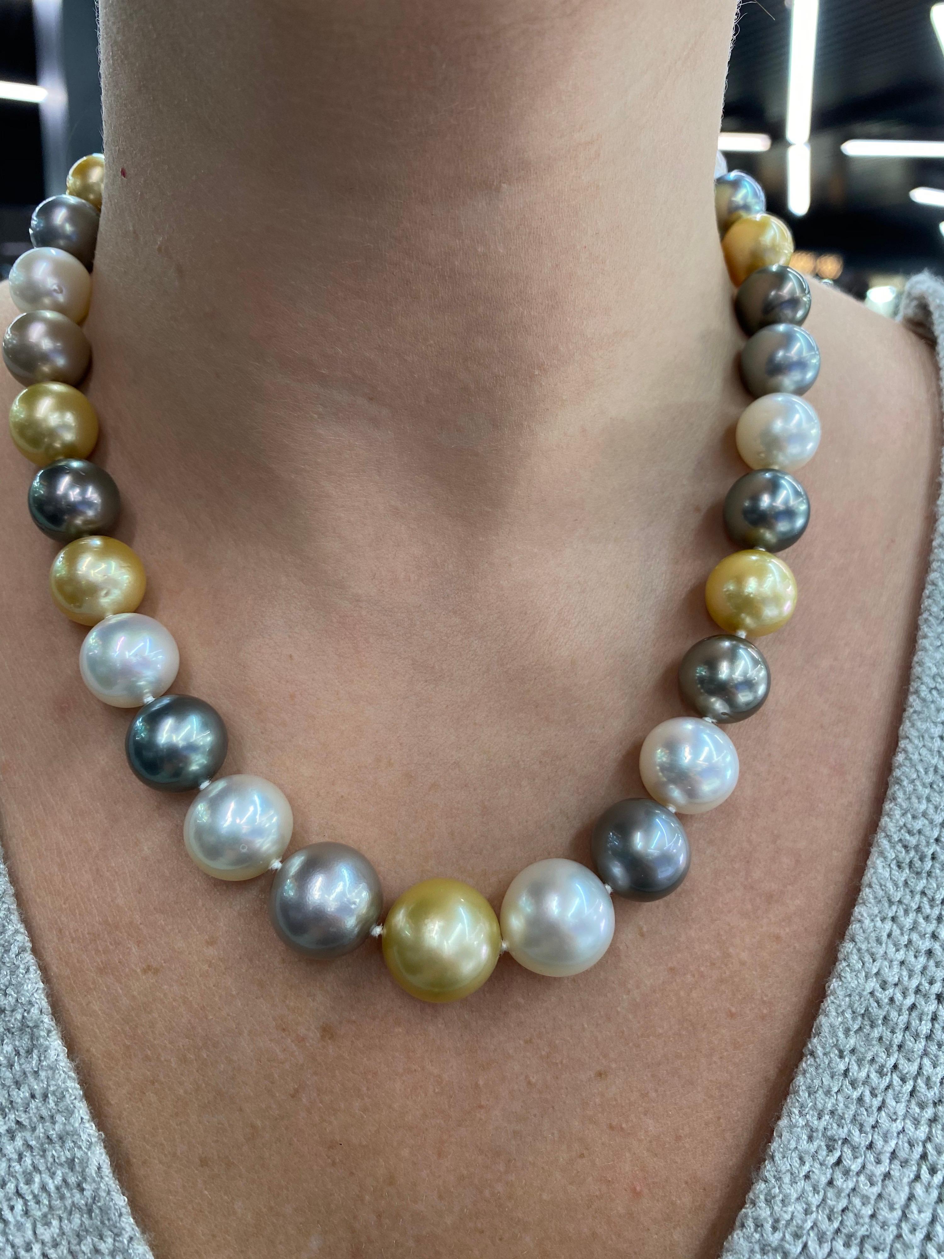 Round Cut White and Golden South Sea Tahitian Strand Pearl Necklace 14 Karat Gold