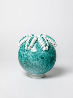 jarrón de cerámica blanco y verde de diseño art déco del siglo xx de Gustave Asch 1940