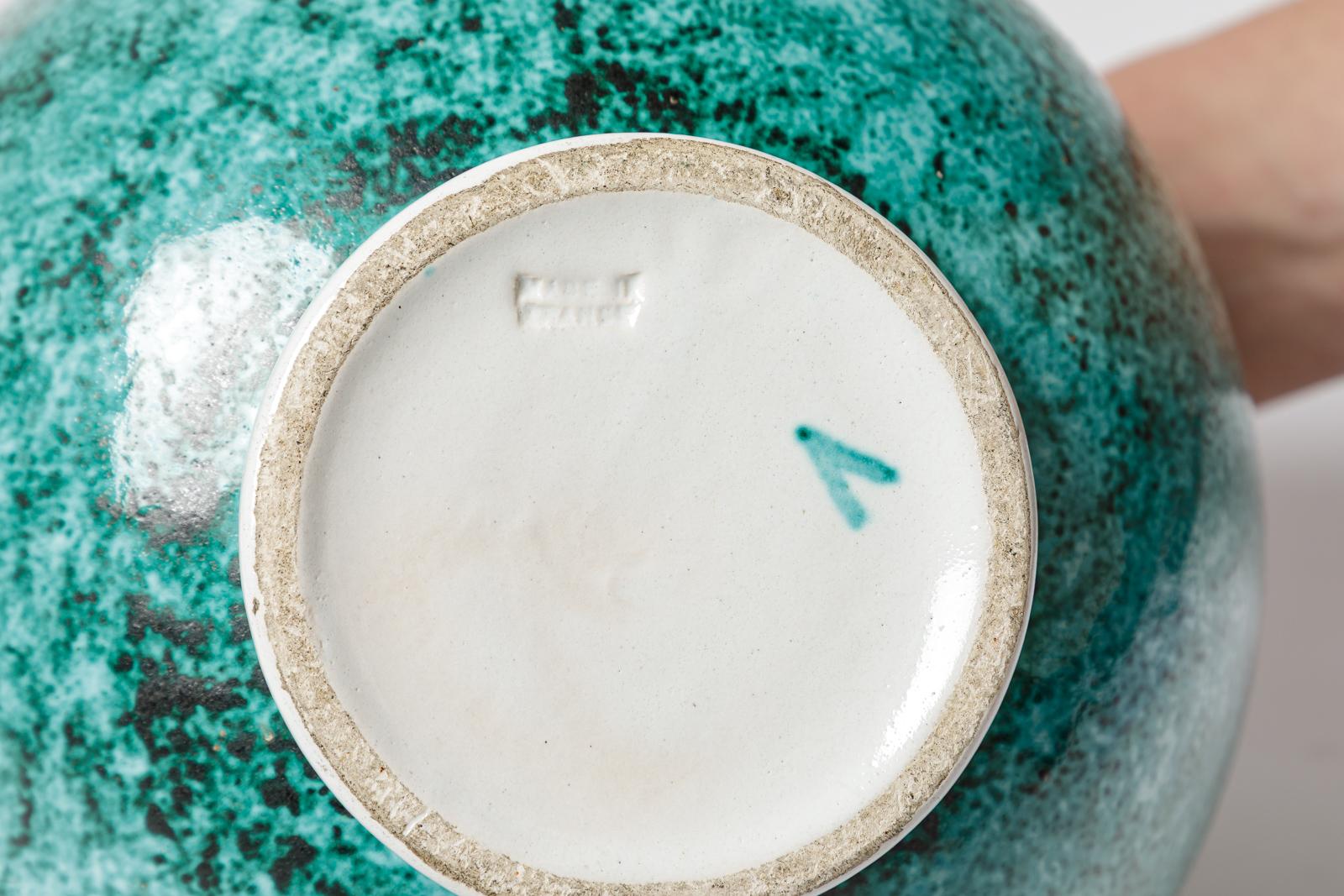 vaso in ceramica di Gustave Asch 1940, design art déco del XX secolo, bianco e verde in vendita 1