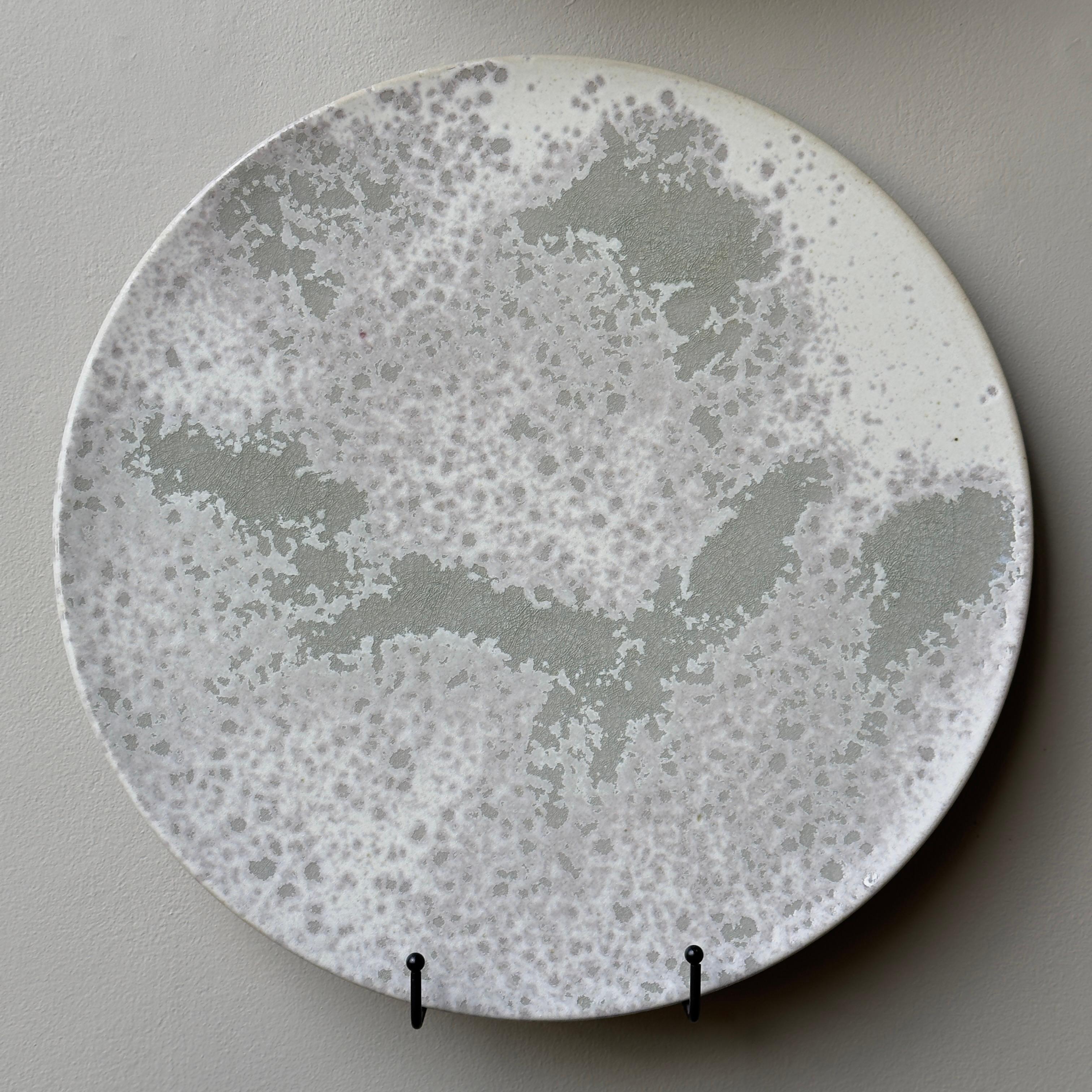 XXIe siècle et contemporain Chargeur à glaçure blanche et verte, K.H. Würtz, Danemark en vente