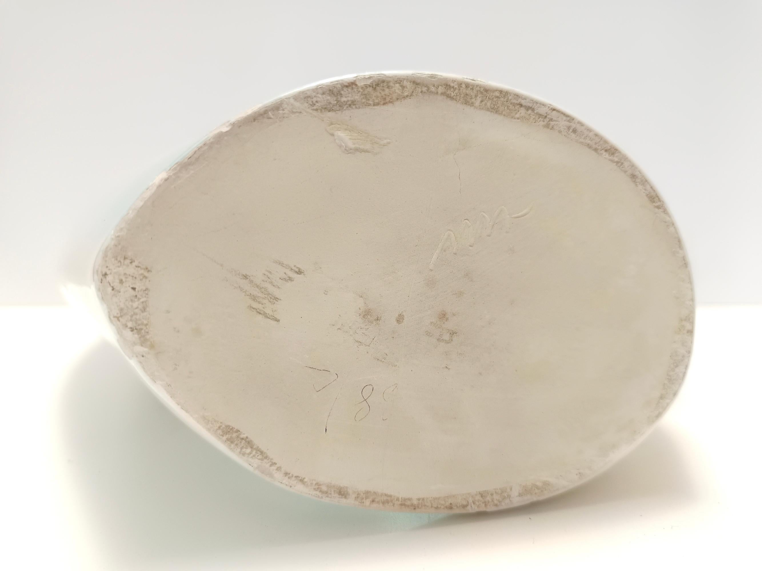 Vaso in ceramica bianca e iridescente / Centrotavola decorativo di Lusso, Italia in vendita 7