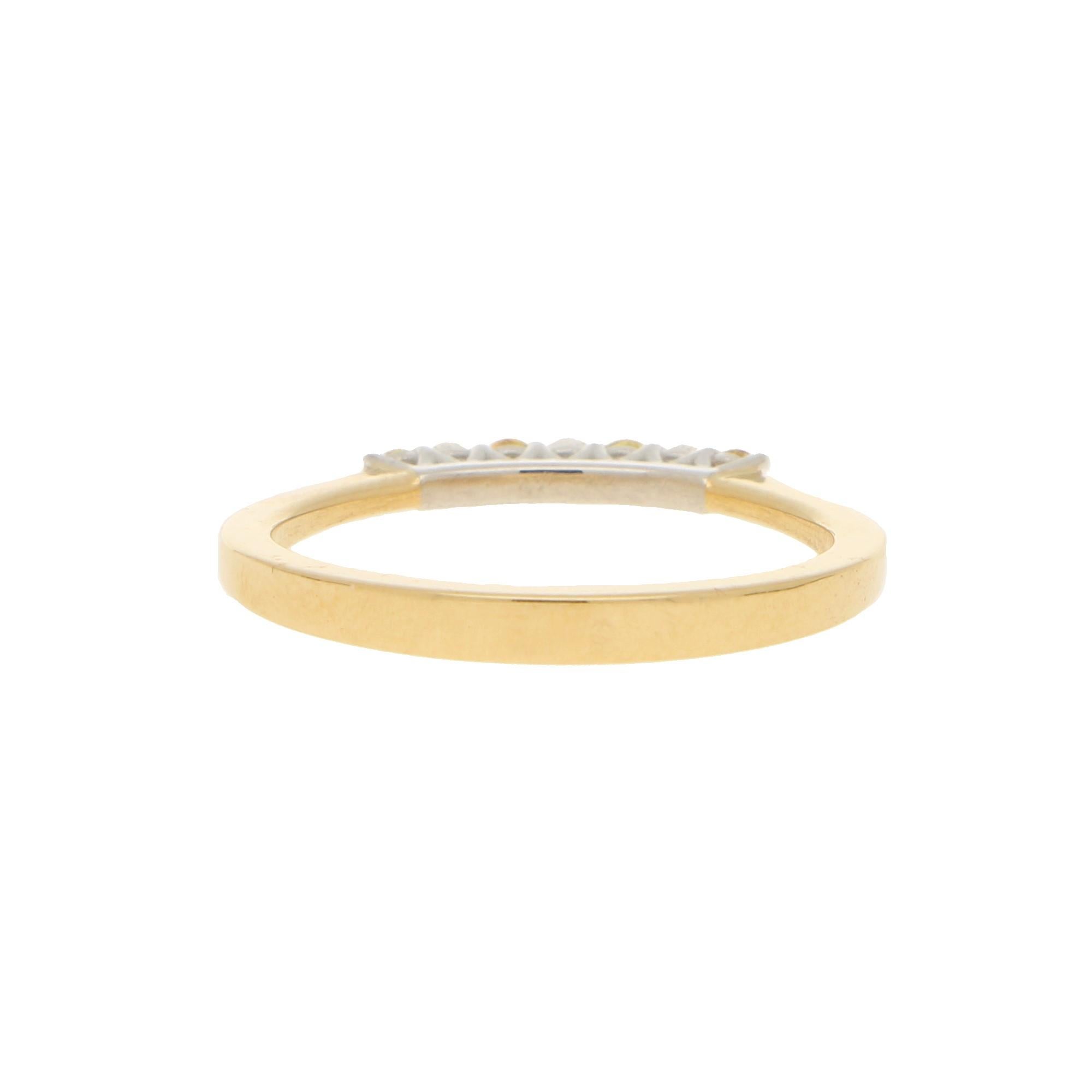 Modern White and Natural Yellow Diamond Seven-Stone Half Eternity Ring in 18 Karat Gold For Sale